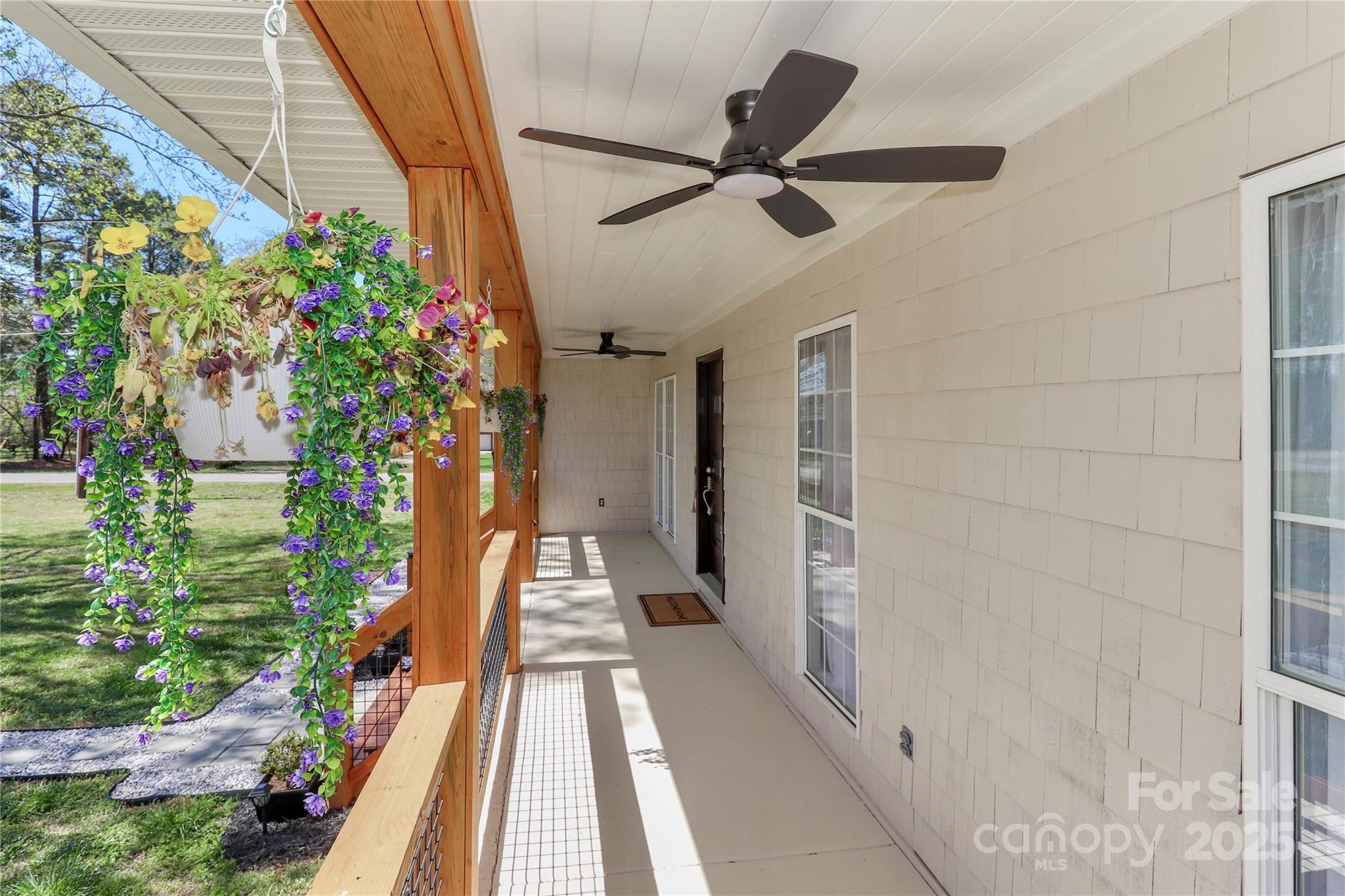 105 Pelican Court Property Photo 10