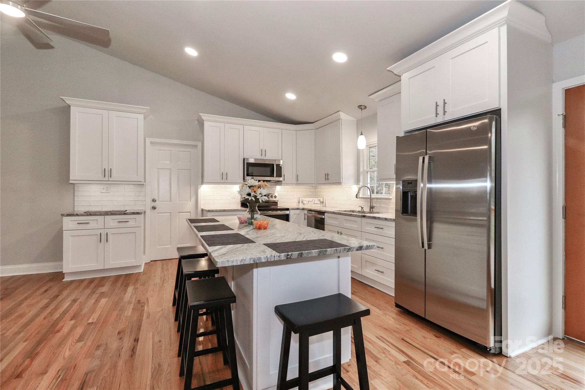 105 Pelican Court Property Photo 19