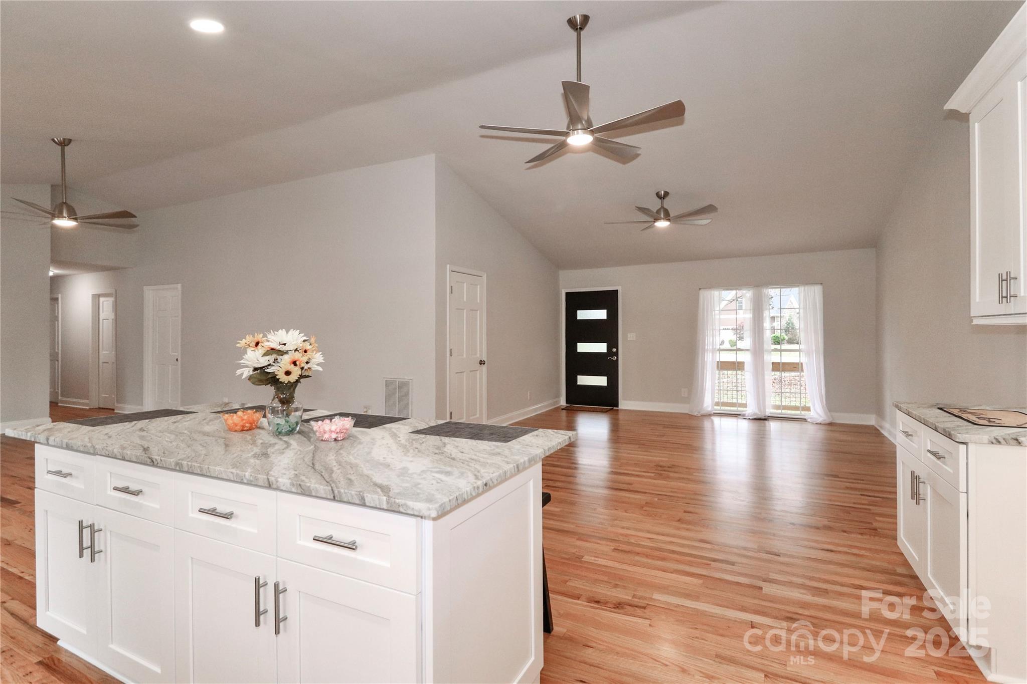 105 Pelican Court Property Photo 21