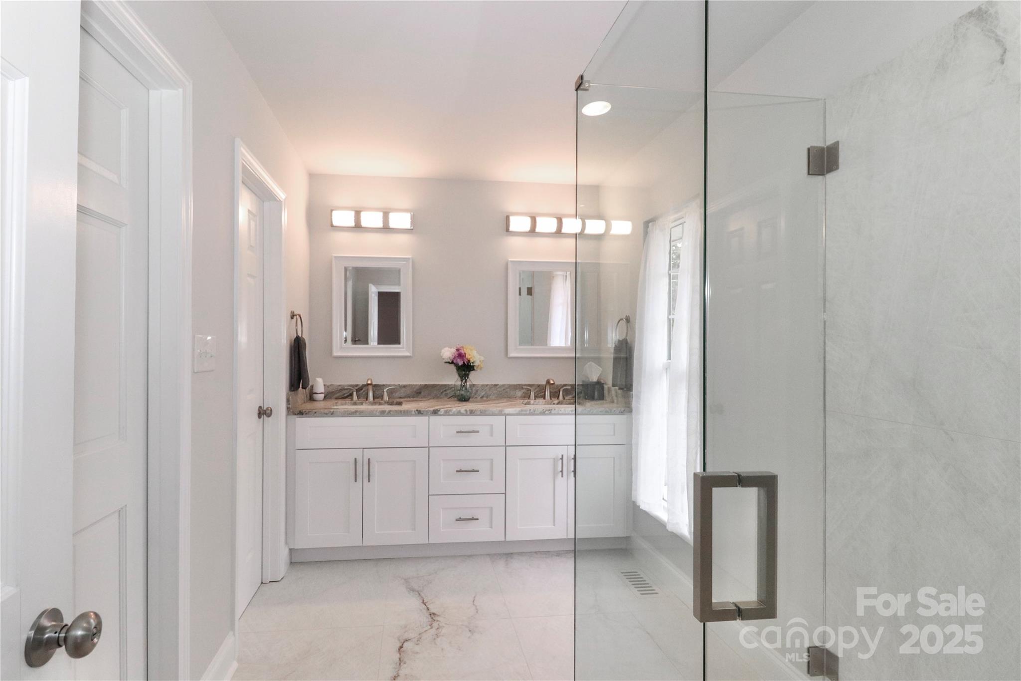 105 Pelican Court Property Photo 27