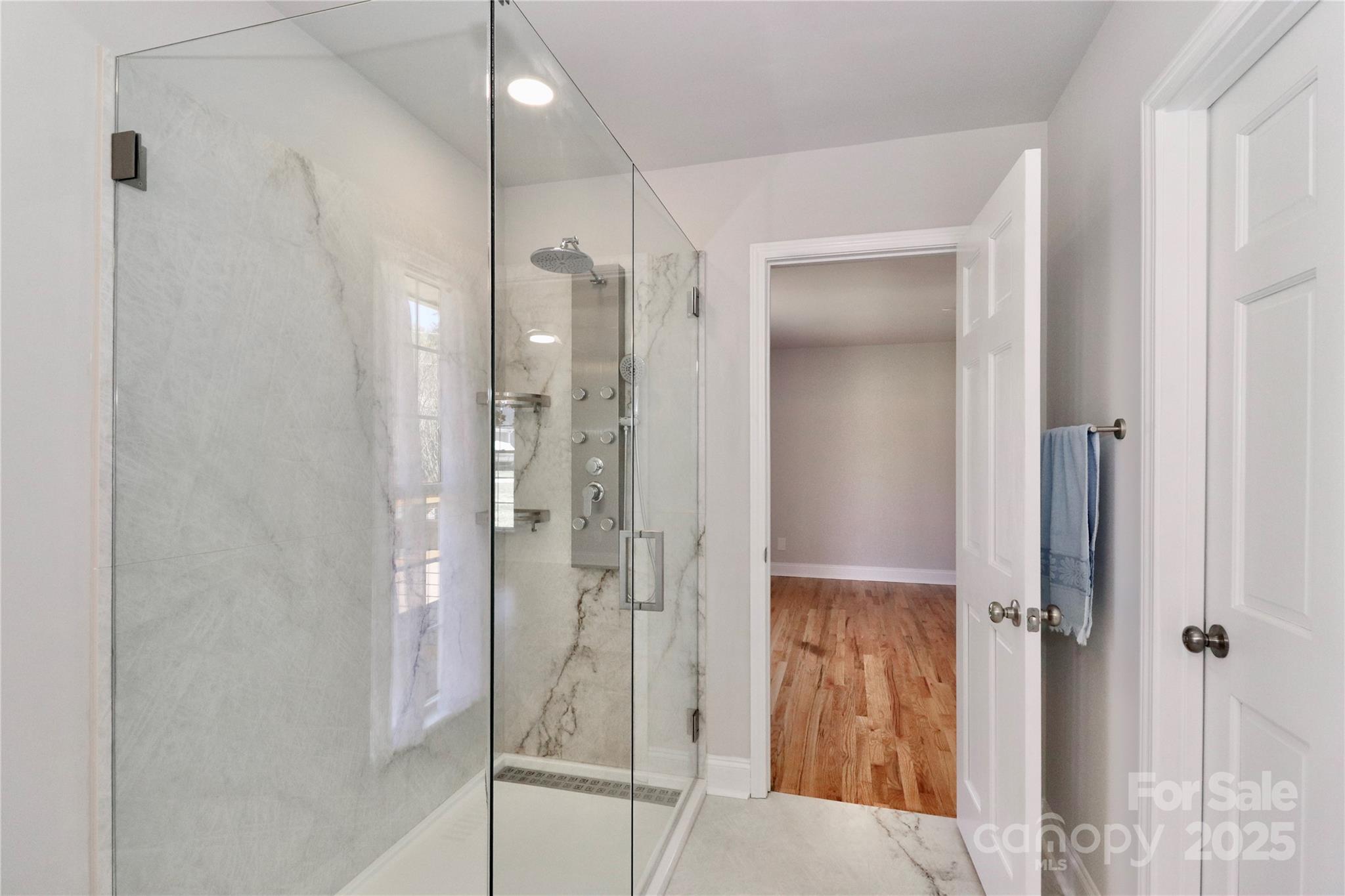 105 Pelican Court Property Photo 28