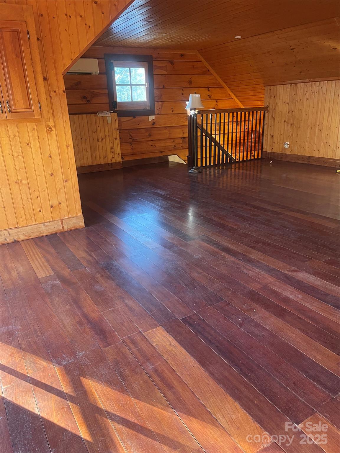 1386 Old Pinckney Road Property Photo 4