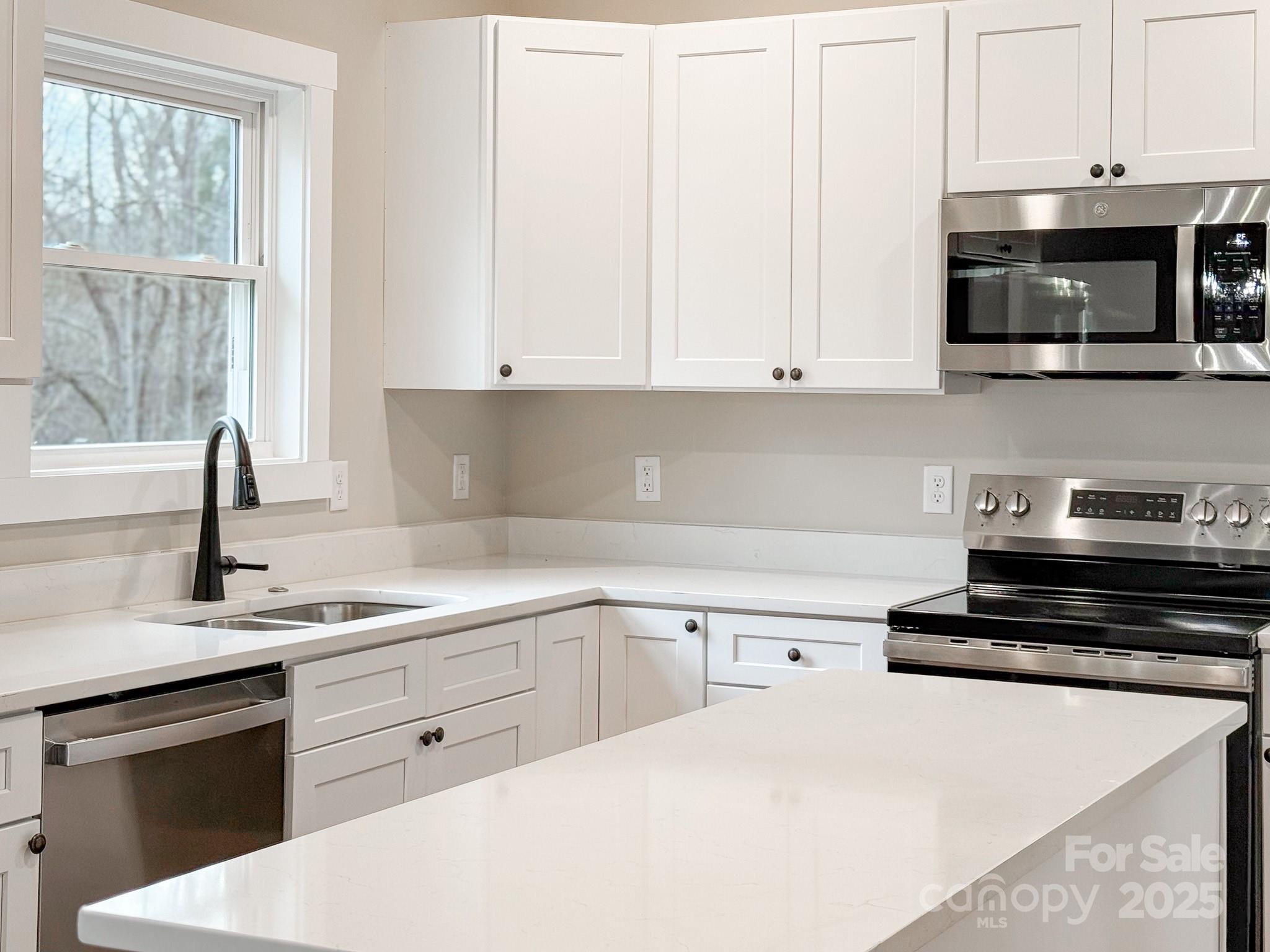 147 Northbend Drive Property Photo 10