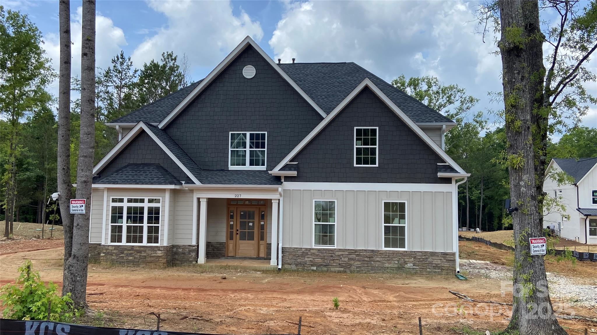 227 Heartland Drive Property Photo 2