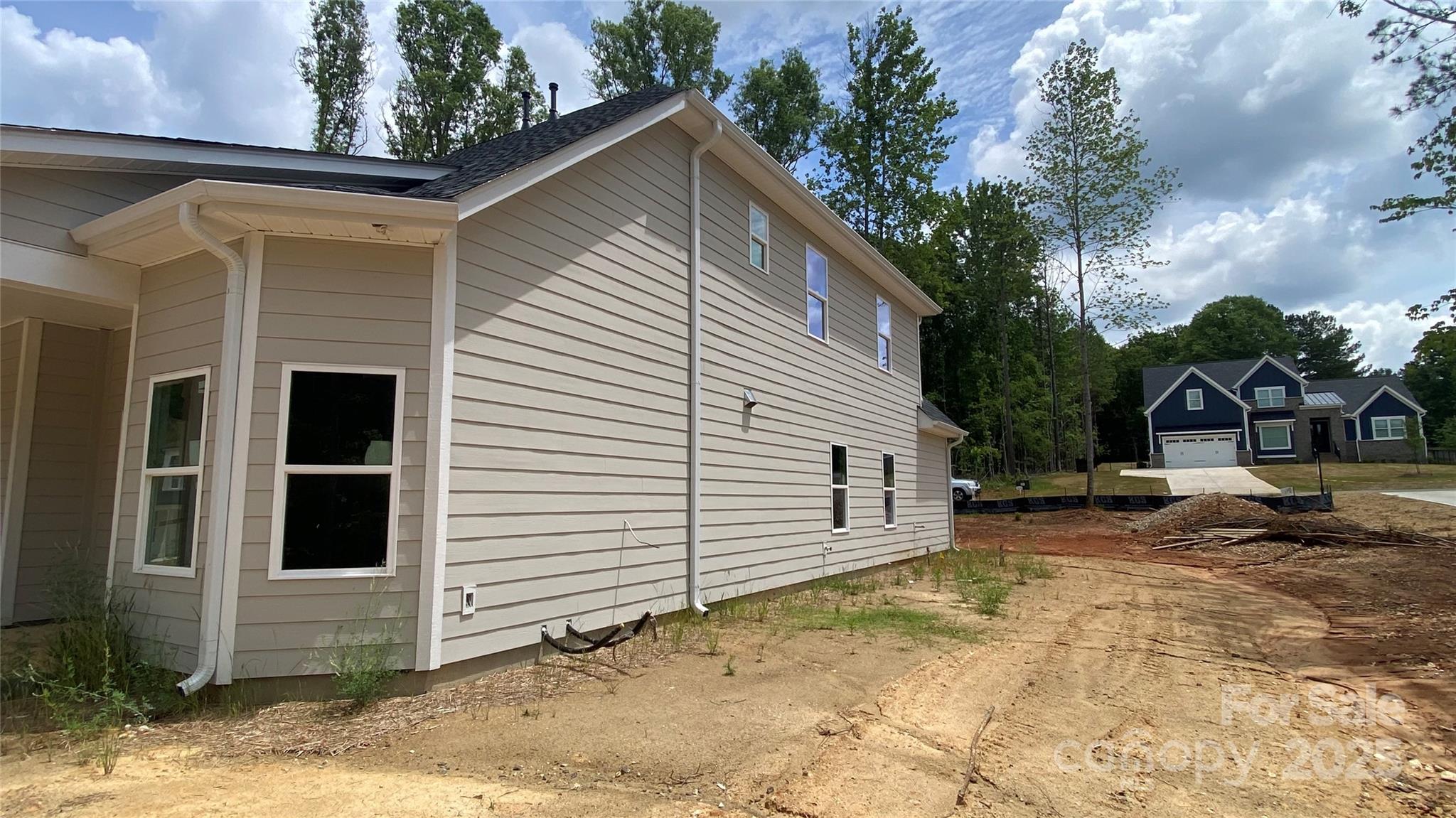 227 Heartland Drive Property Photo 5