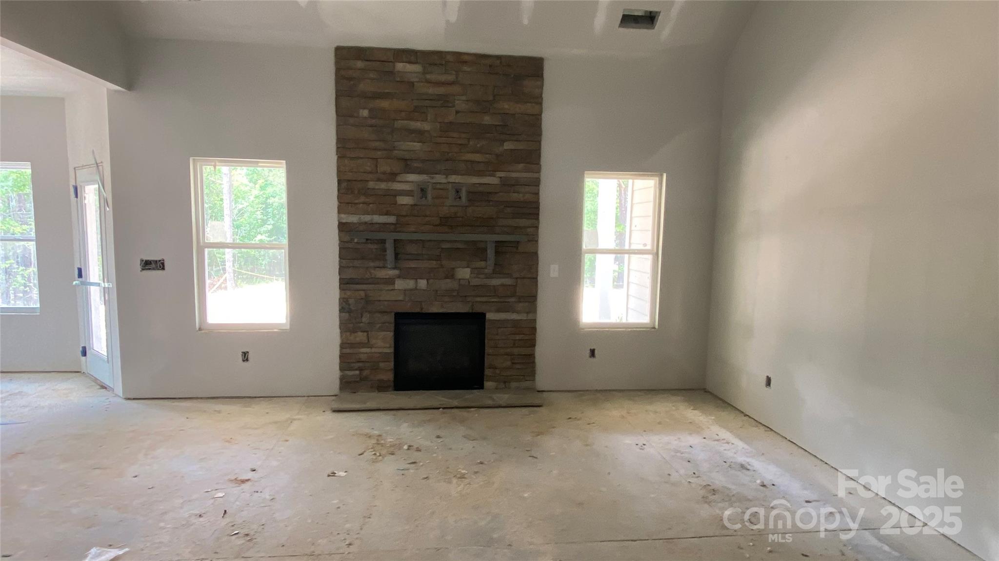 227 Heartland Drive Property Photo 8