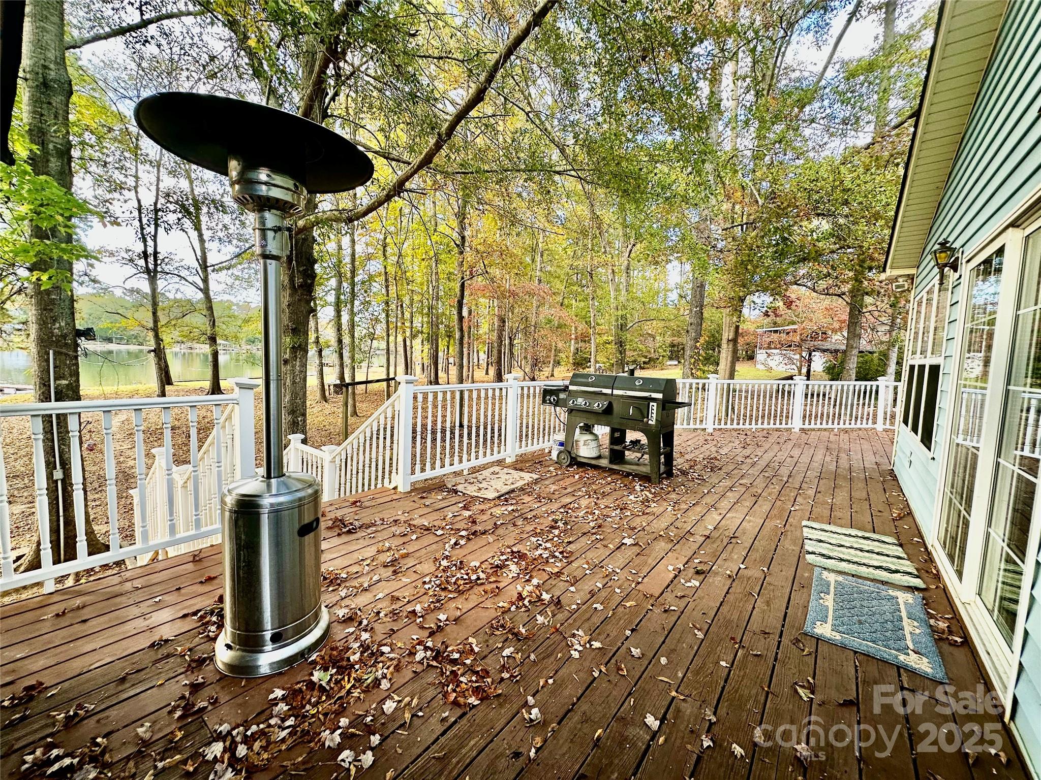 518 Valley 1 Drive Property Photo 14