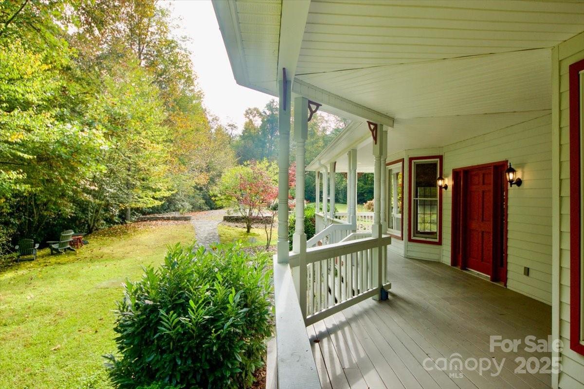 5580 Greenville Highway Property Photo 10