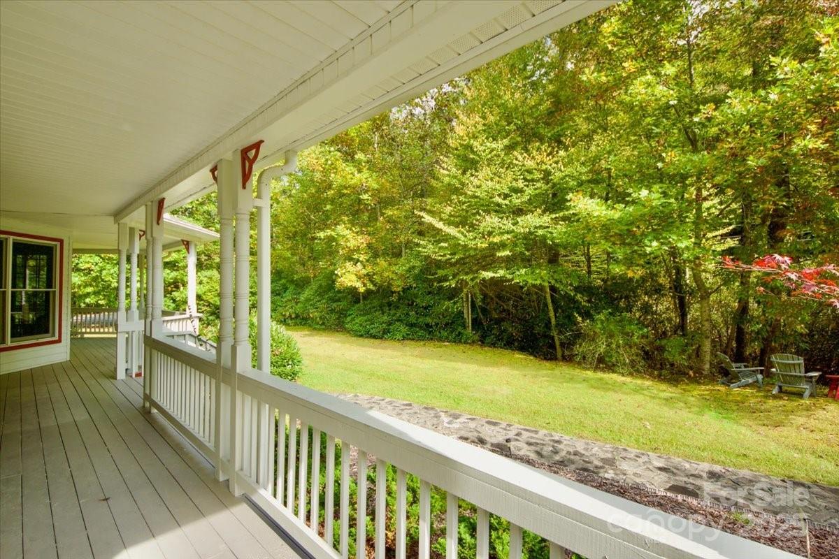 5580 Greenville Highway Property Photo 11