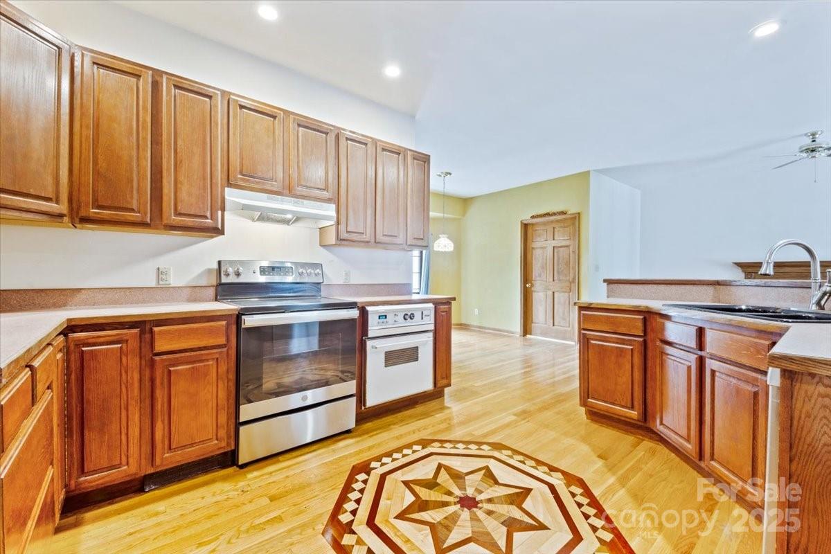 5580 Greenville Highway Property Photo 20