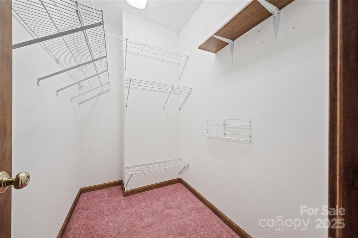 5580 Greenville Highway Property Photo 28
