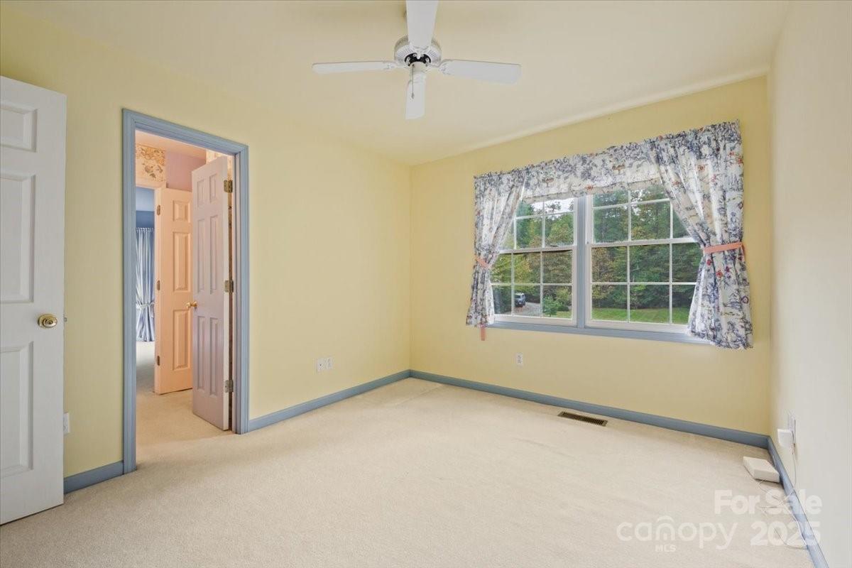 5580 Greenville Highway Property Photo 30
