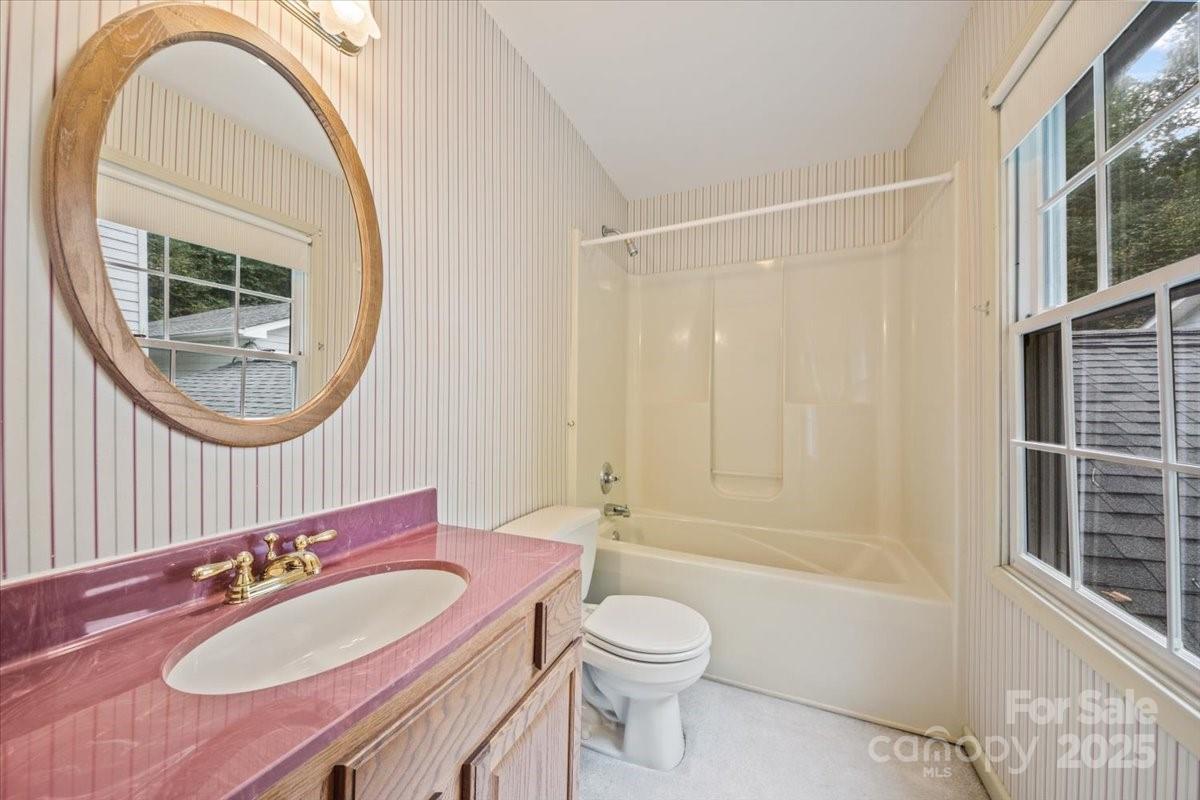 5580 Greenville Highway Property Photo 35