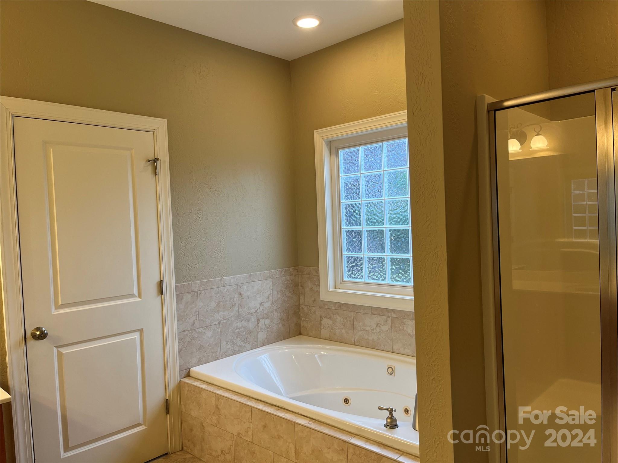 1820 31st Avenue Lane Property Photo 27