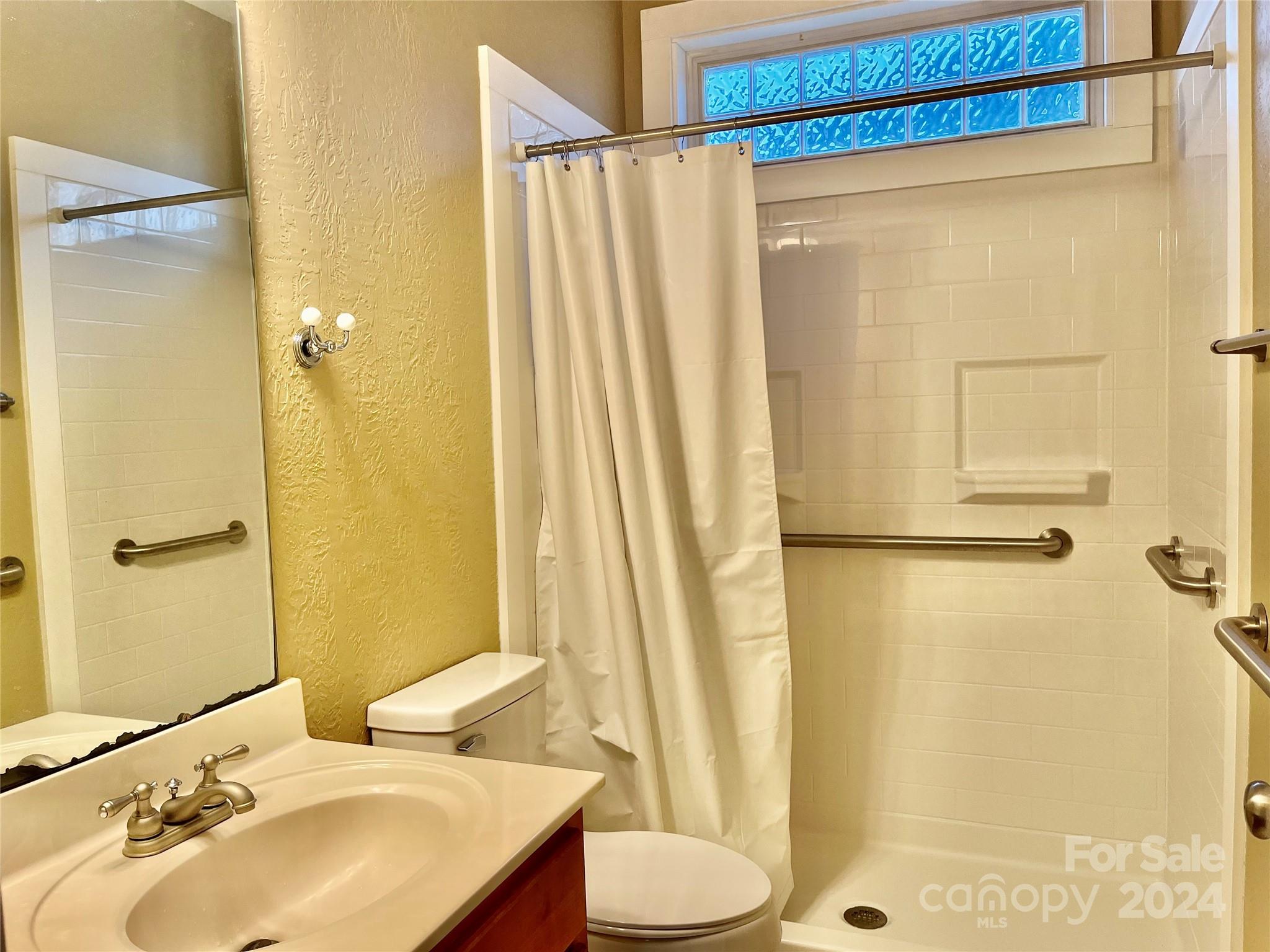 1820 31st Avenue Lane Property Photo 36