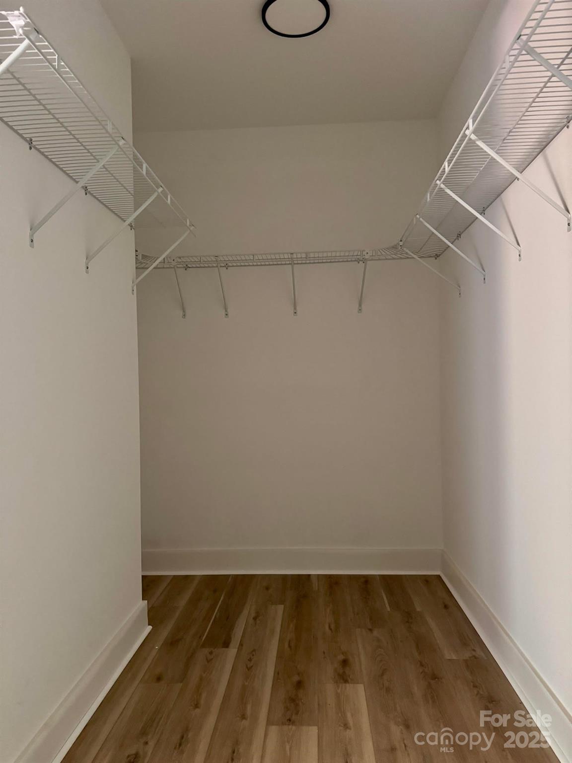 275 Bonaventure Drive Property Photo 14