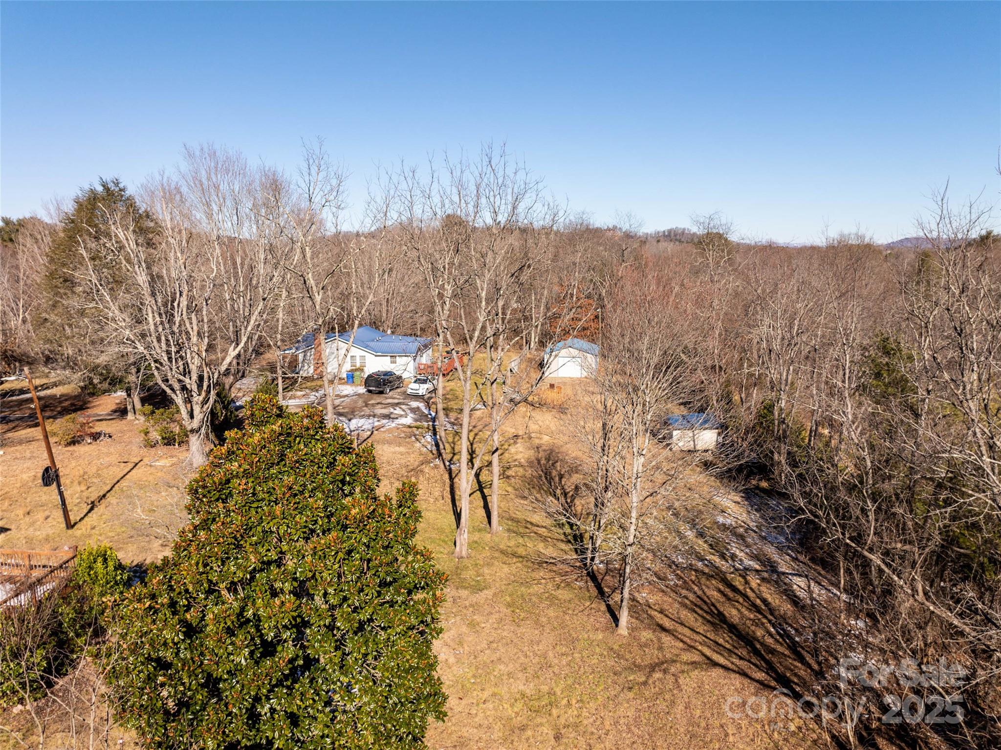 215 N Bear Creek Road Property Photo 11