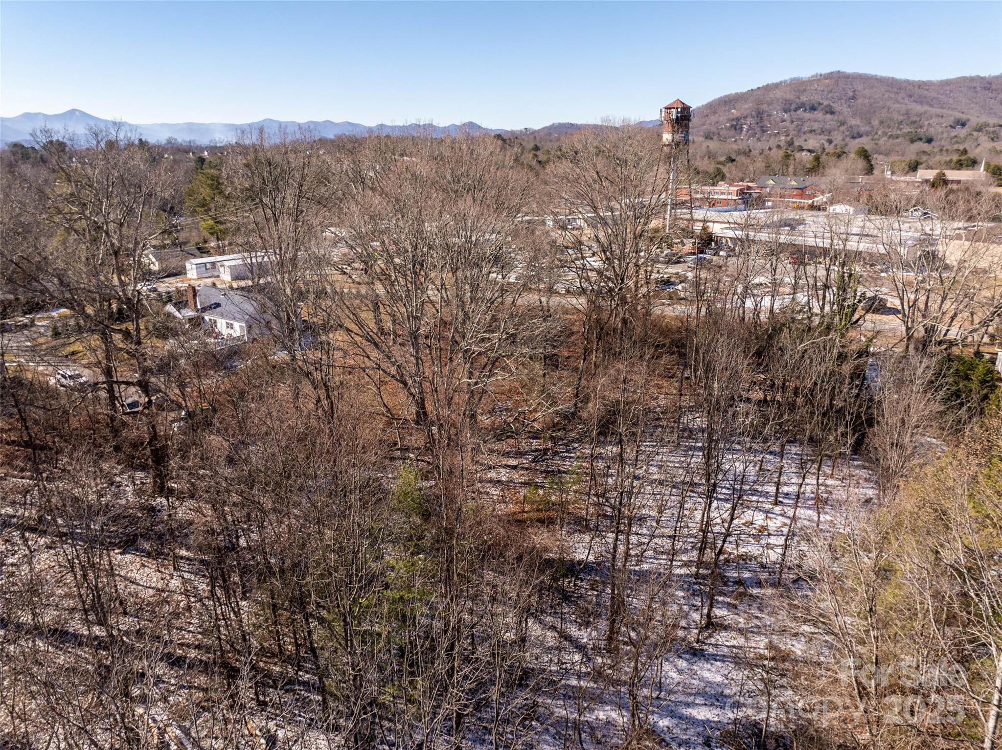 215 N Bear Creek Road Property Photo 12