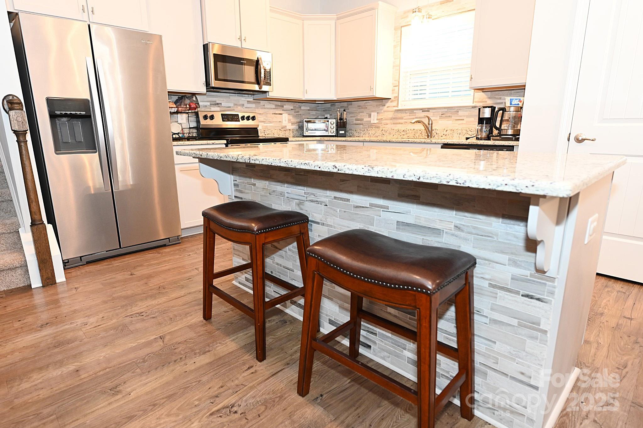 126 Fleming Drive Property Photo 4