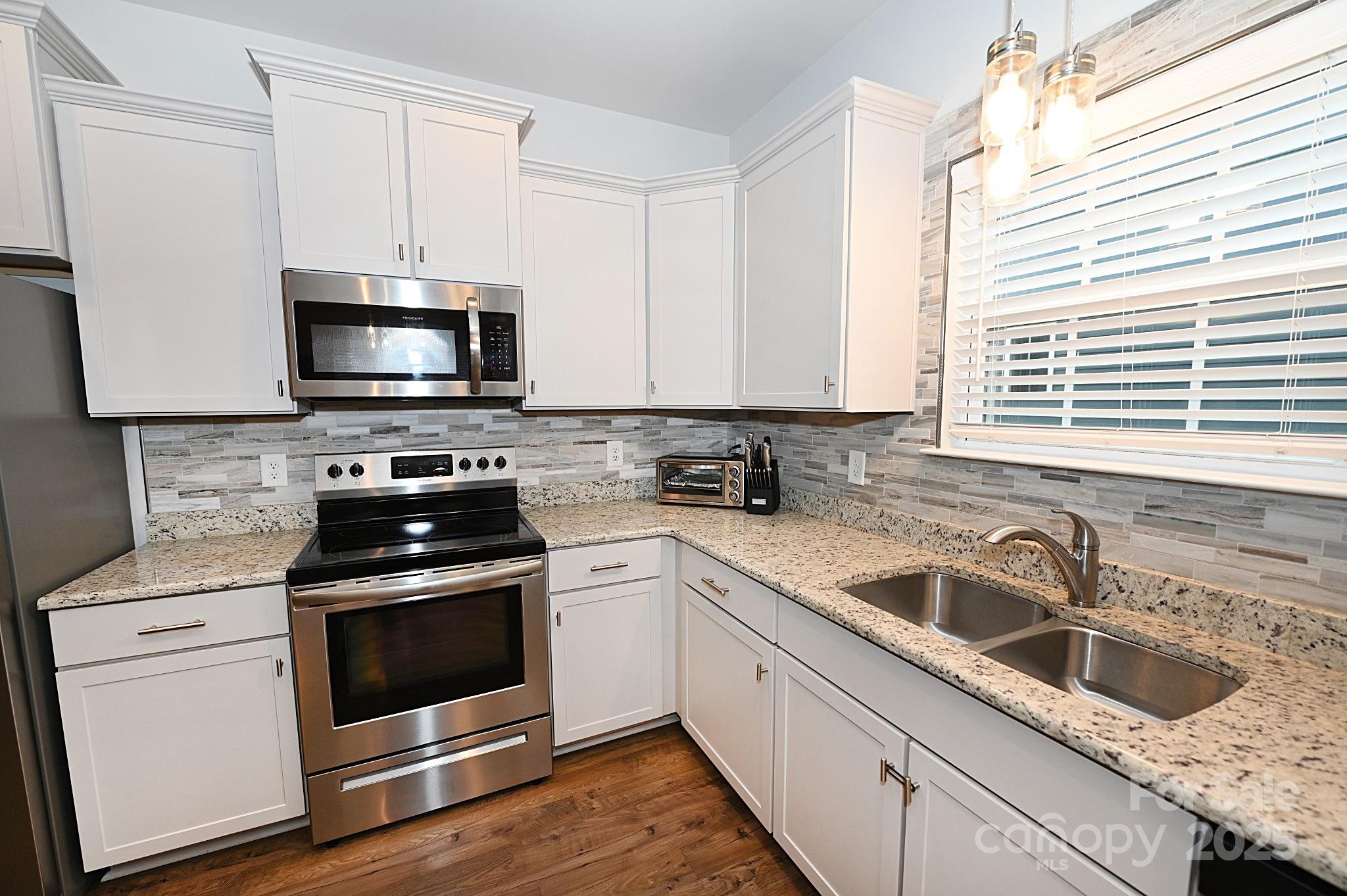 126 Fleming Drive Property Photo 7
