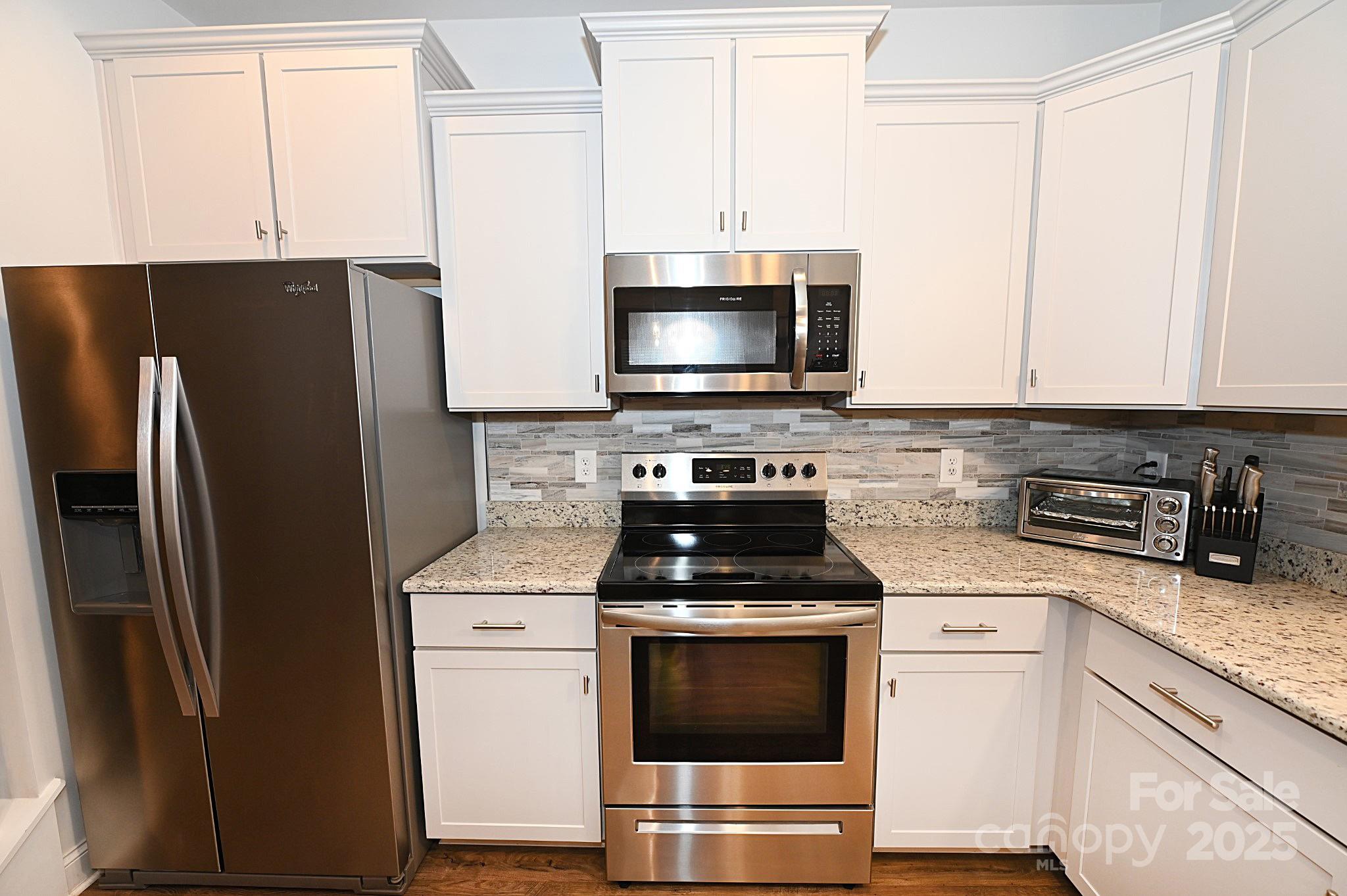 126 Fleming Drive Property Photo 8