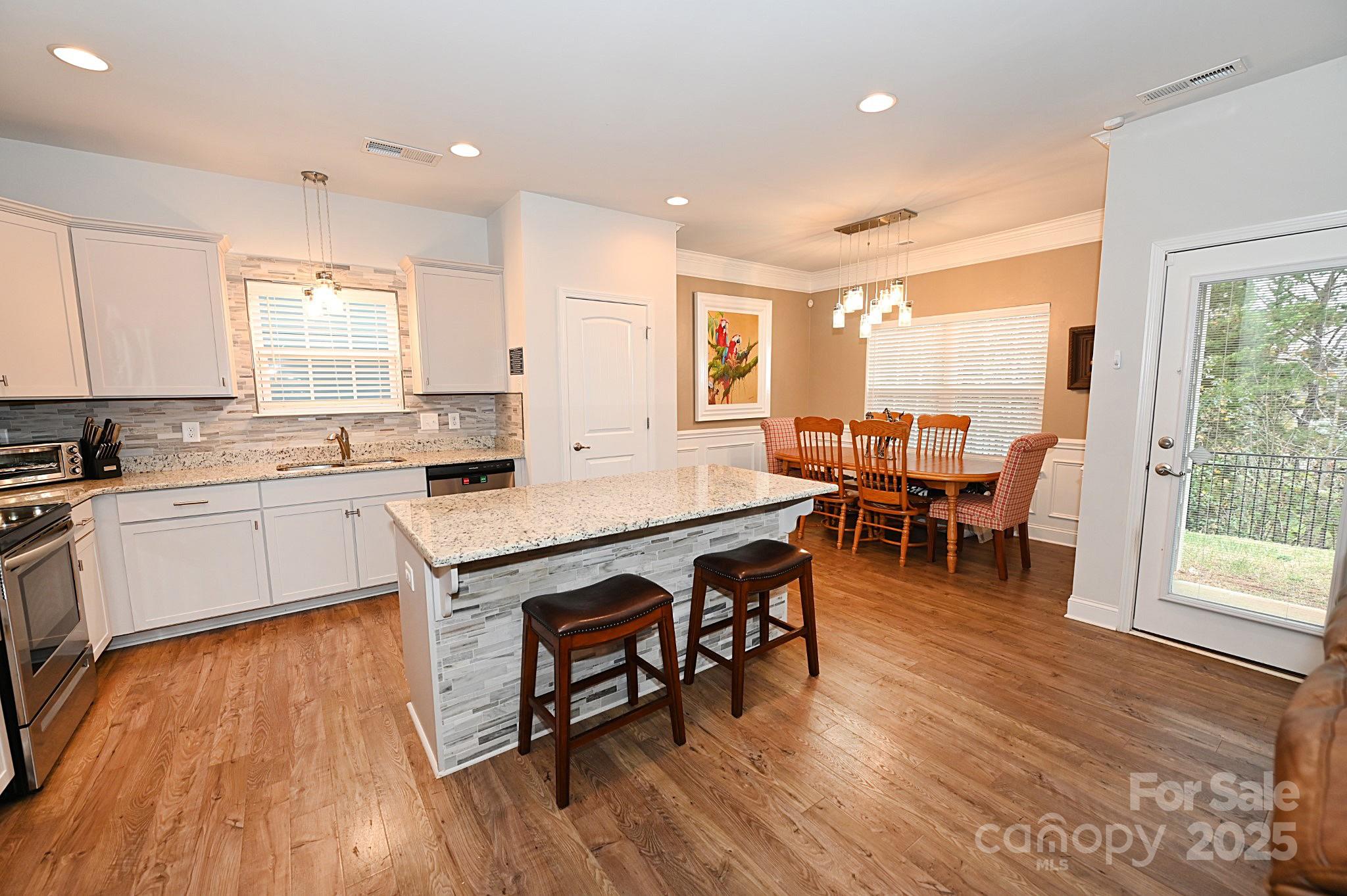 126 Fleming Drive Property Photo 11