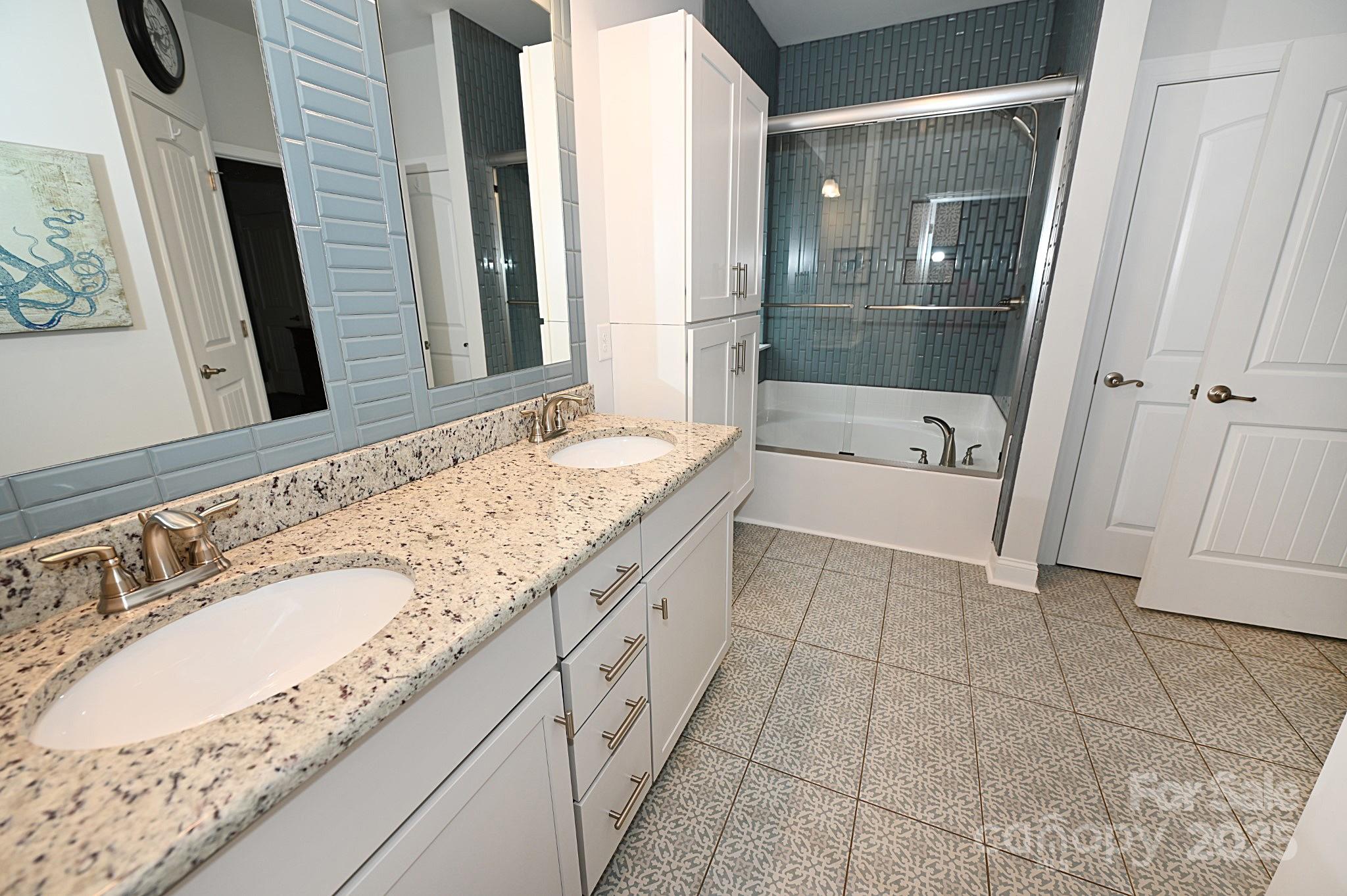 126 Fleming Drive Property Photo 24