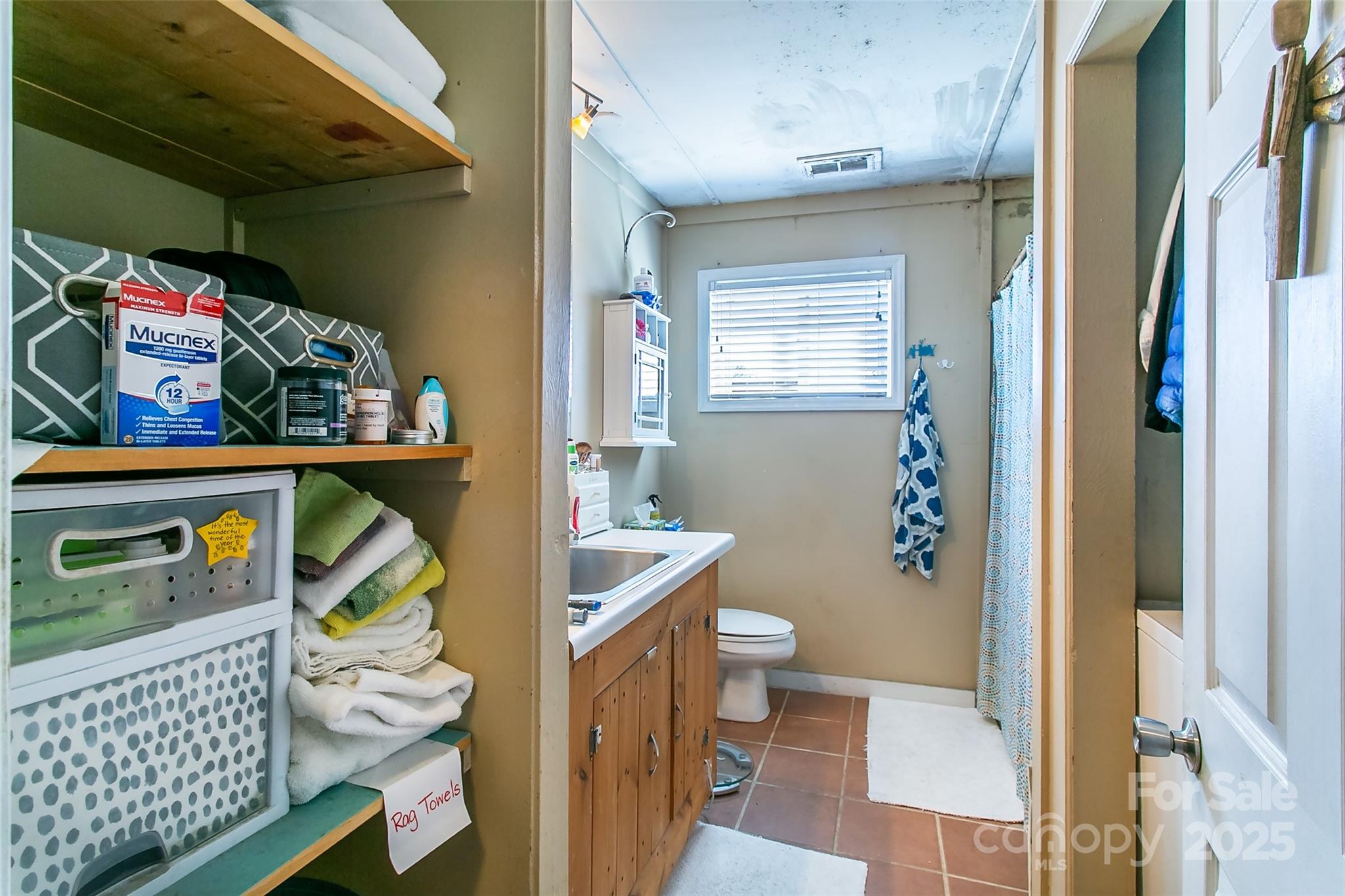 84 E Main Street Property Photo 12