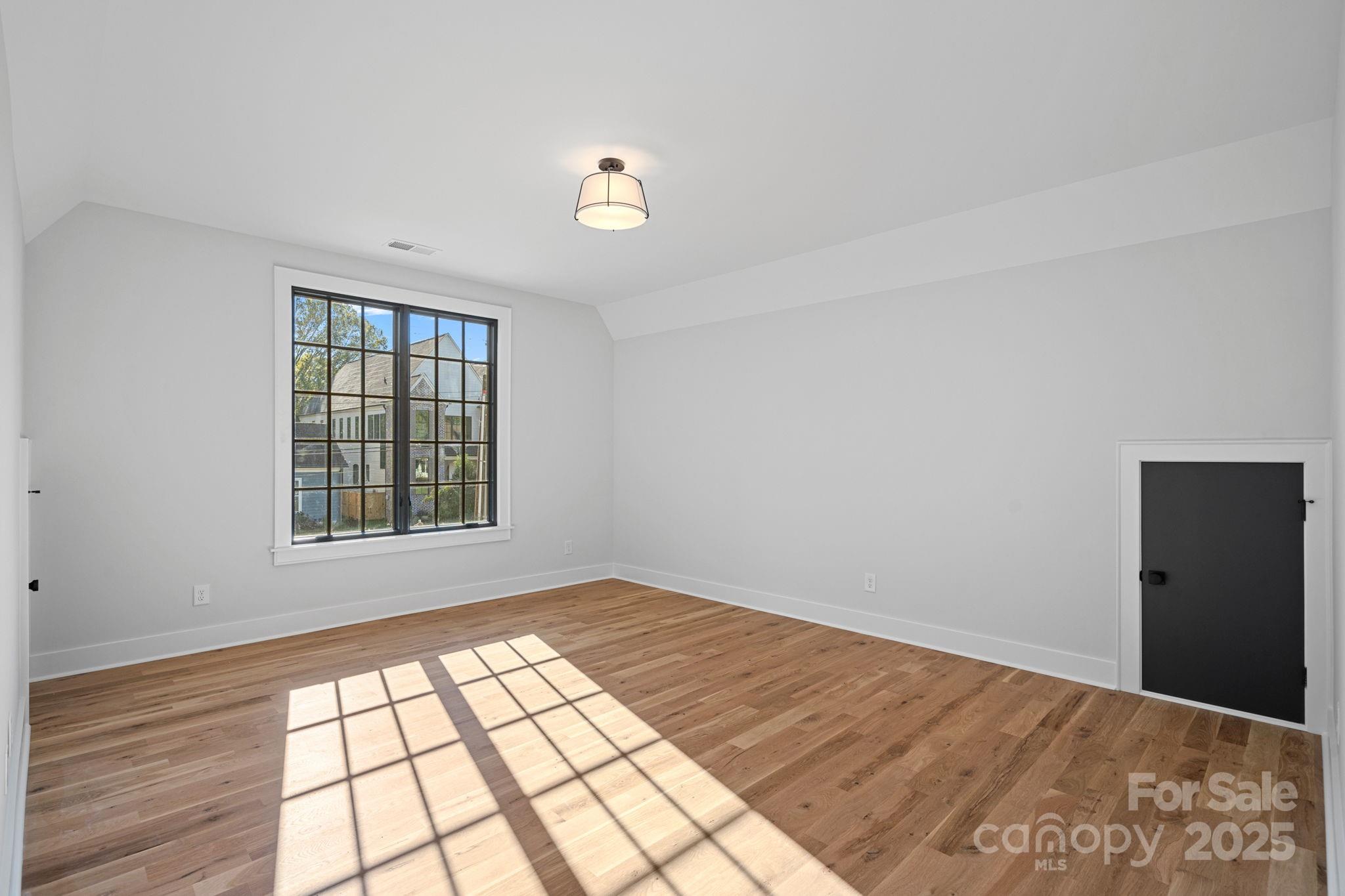 705 Mcalway Road Property Photo 19