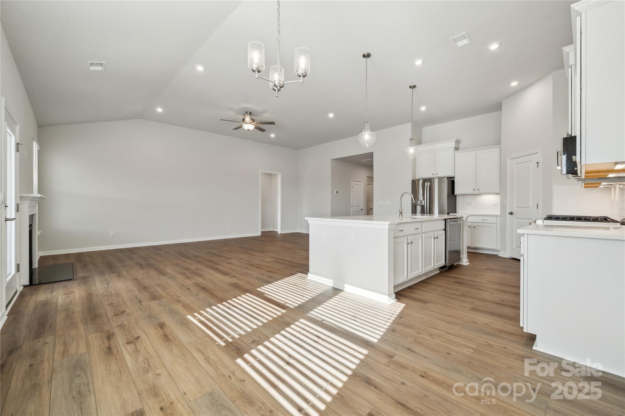 9088 El Sworth Drive 027 Property Photo 12
