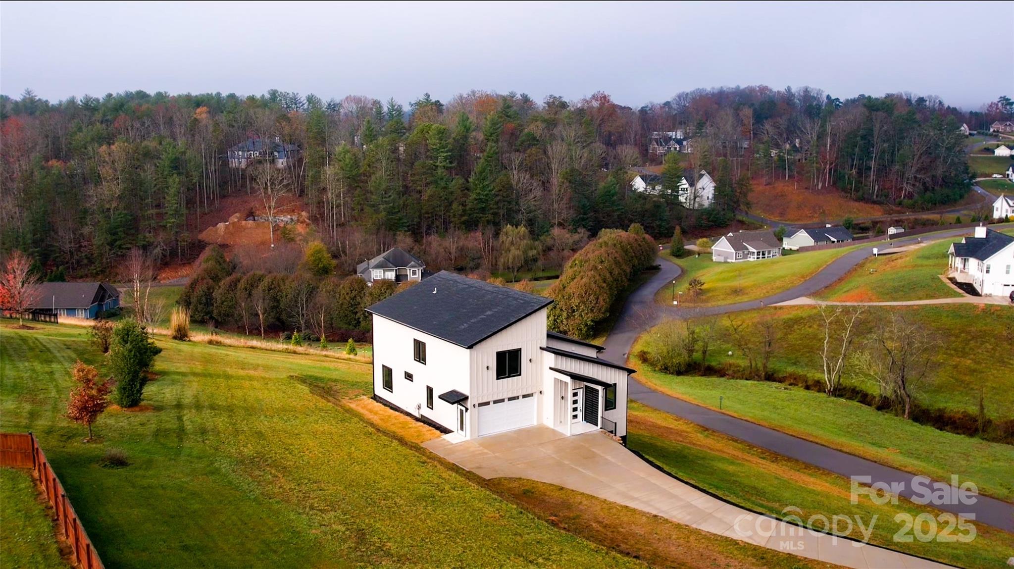 52 Temujin Drive Property Photo 3