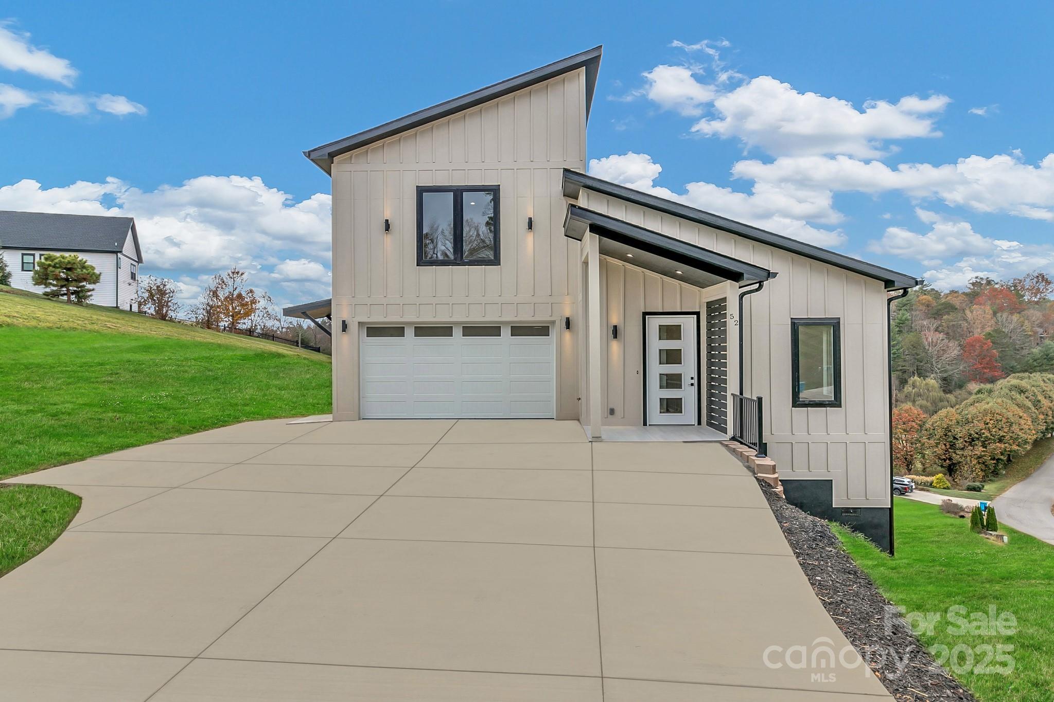 52 Temujin Drive Property Photo 4