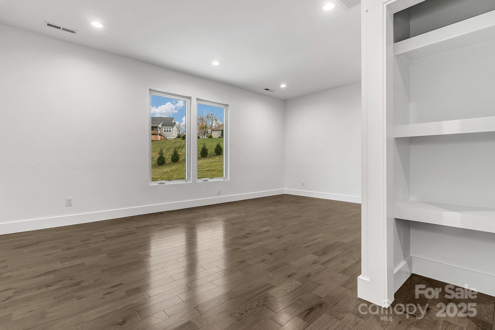 52 Temujin Drive Property Photo 31