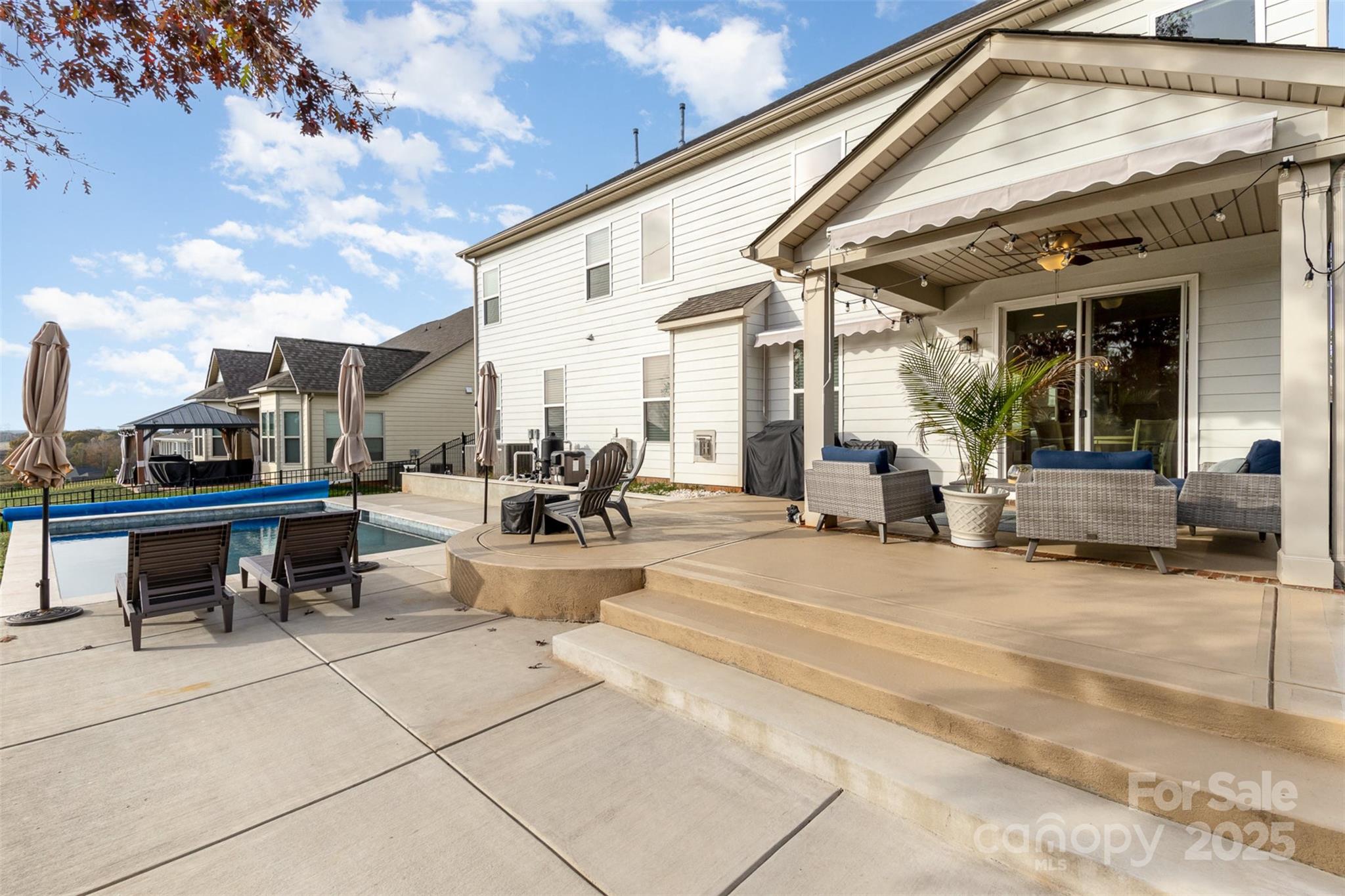 10978 Sparkle Creek Drive Property Photo 6