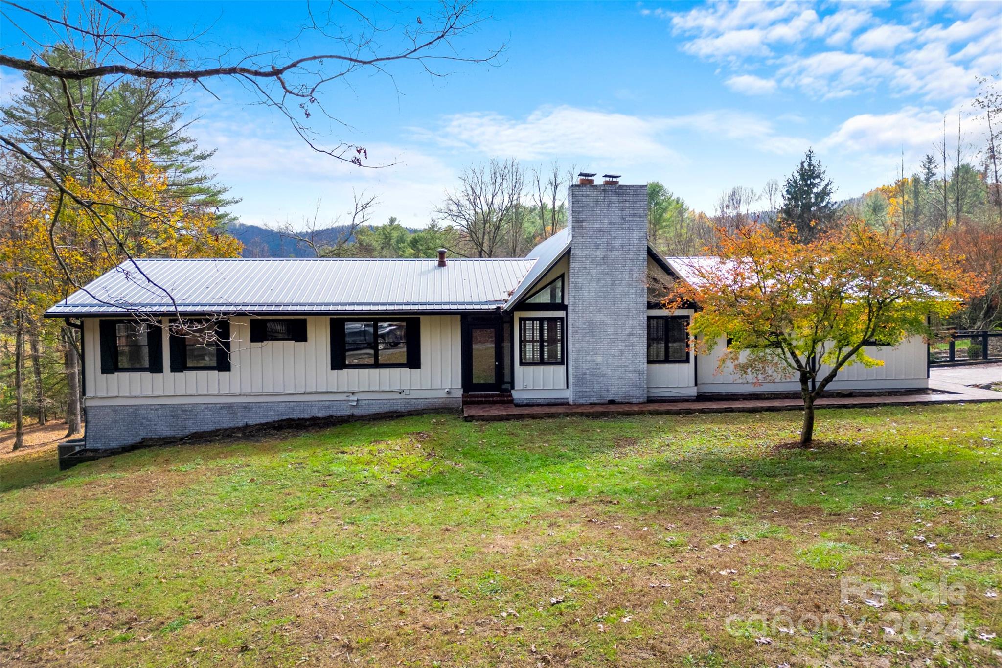 158 Glen Echo Lane Property Photo 2