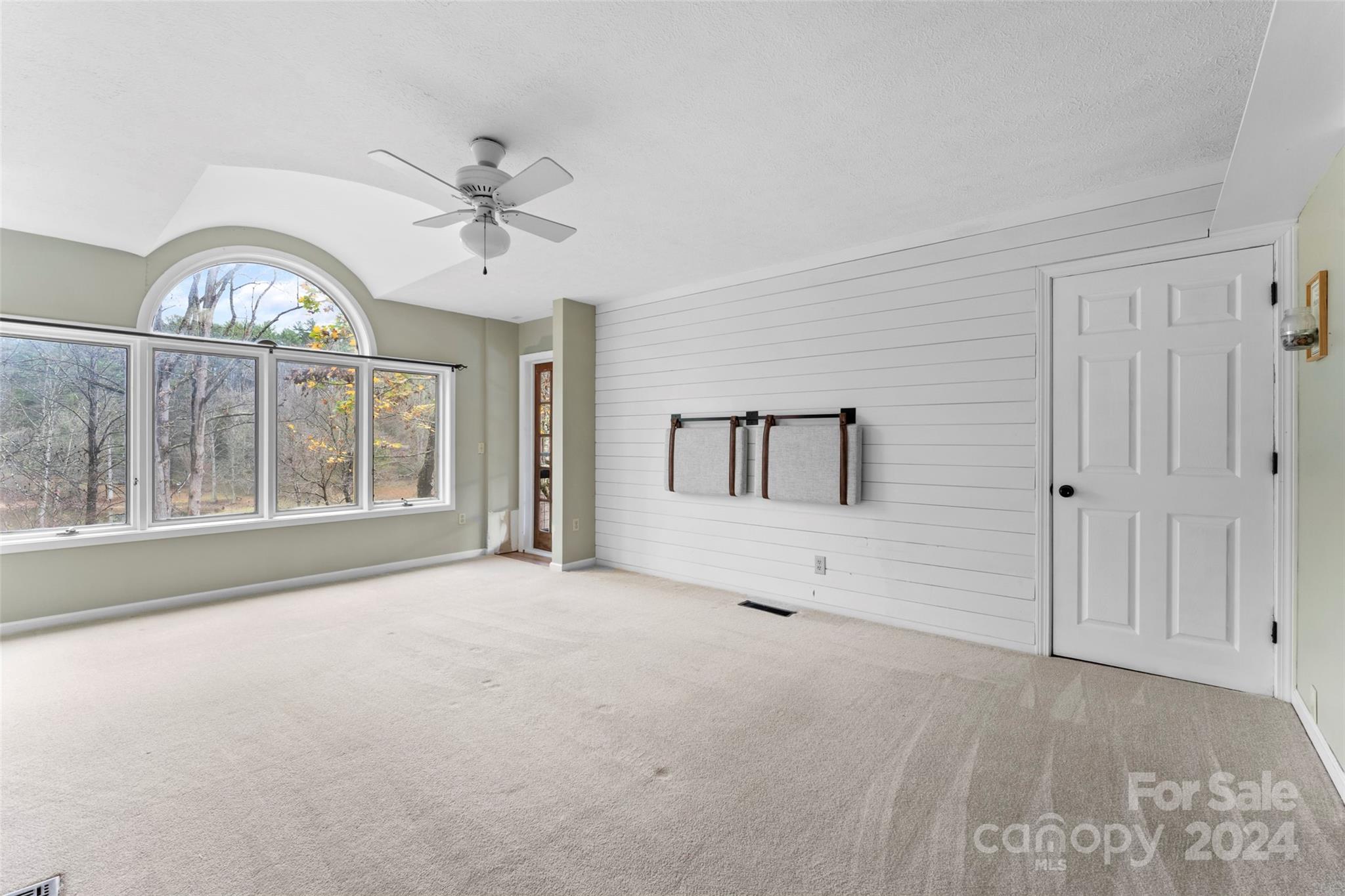 158 Glen Echo Lane Property Photo 17