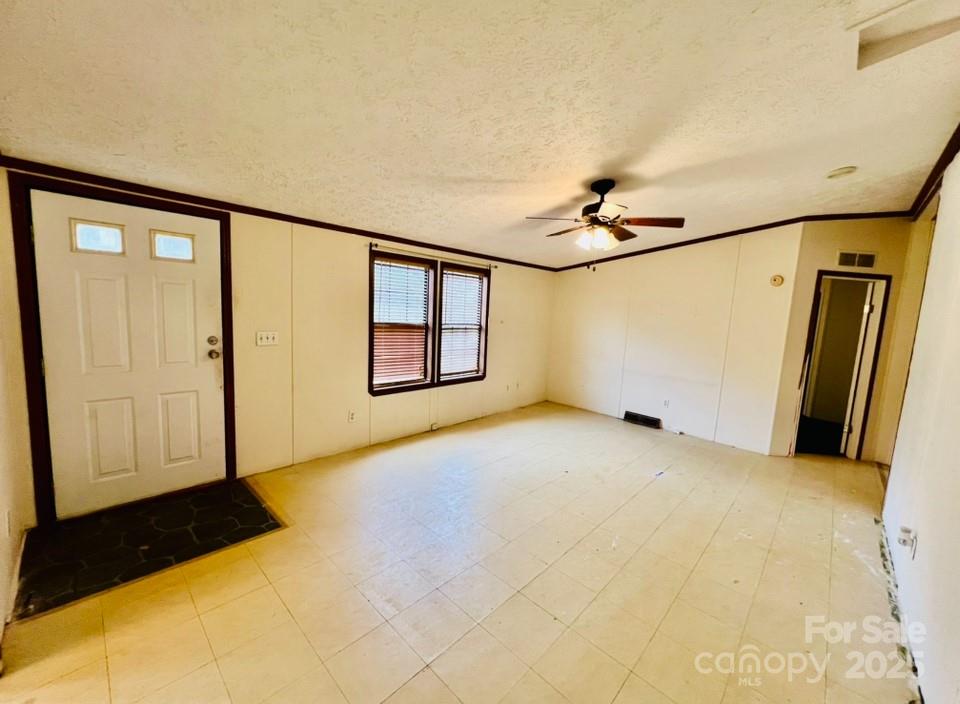 5199 Helms End Of Trail Property Photo 6