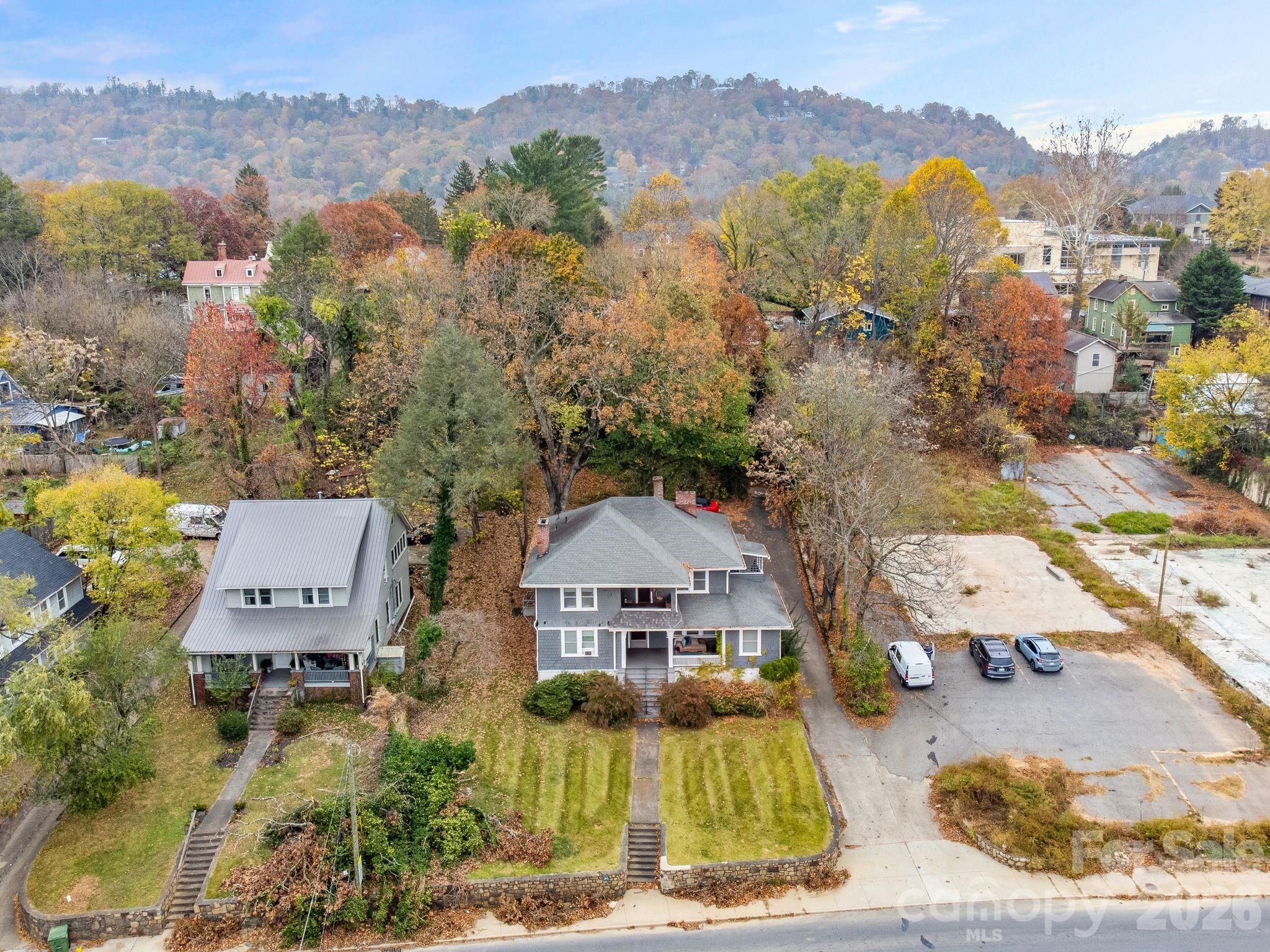 181 Merrimon Avenue Property Photo 8
