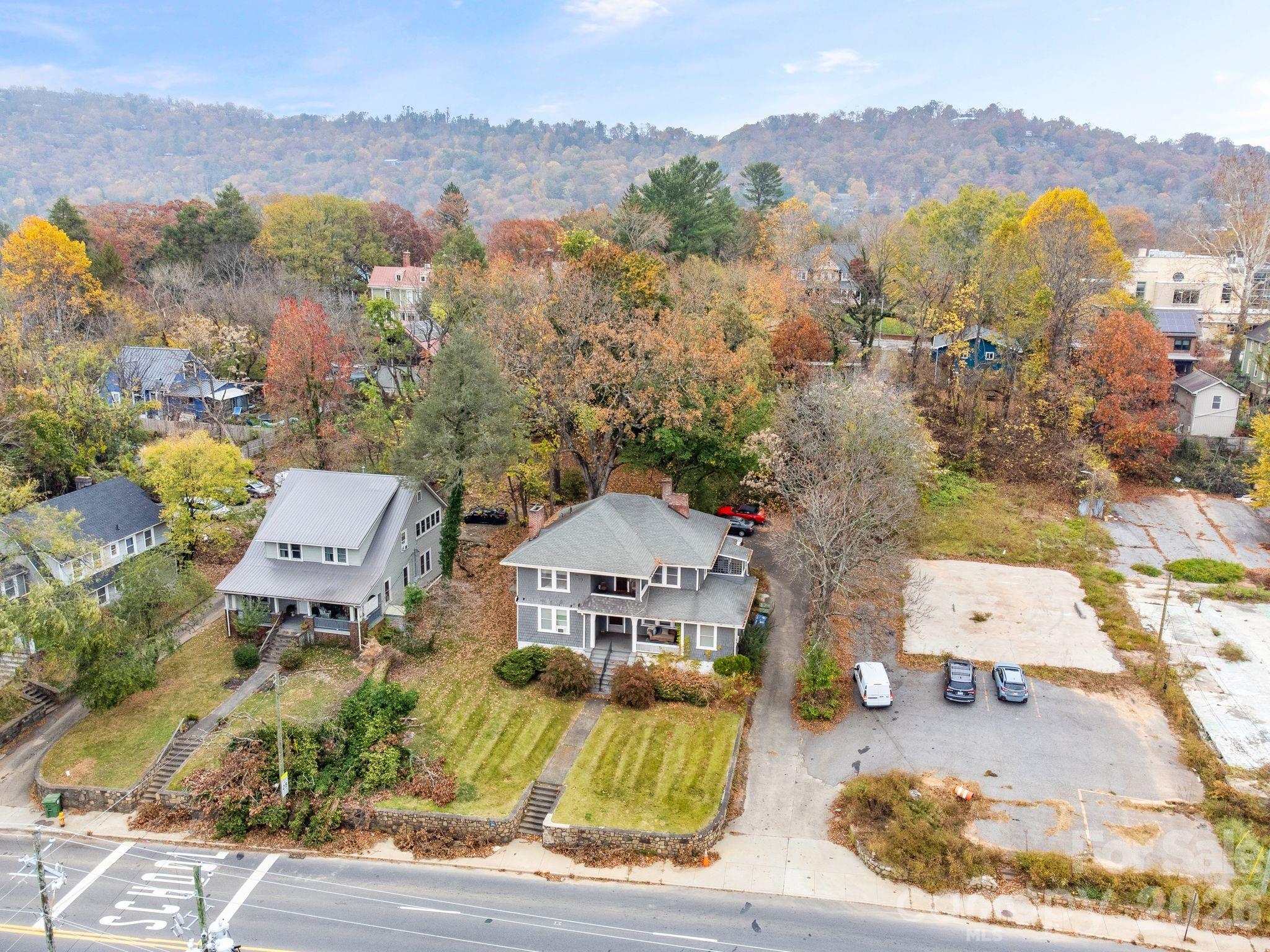 181 Merrimon Avenue Property Photo 10