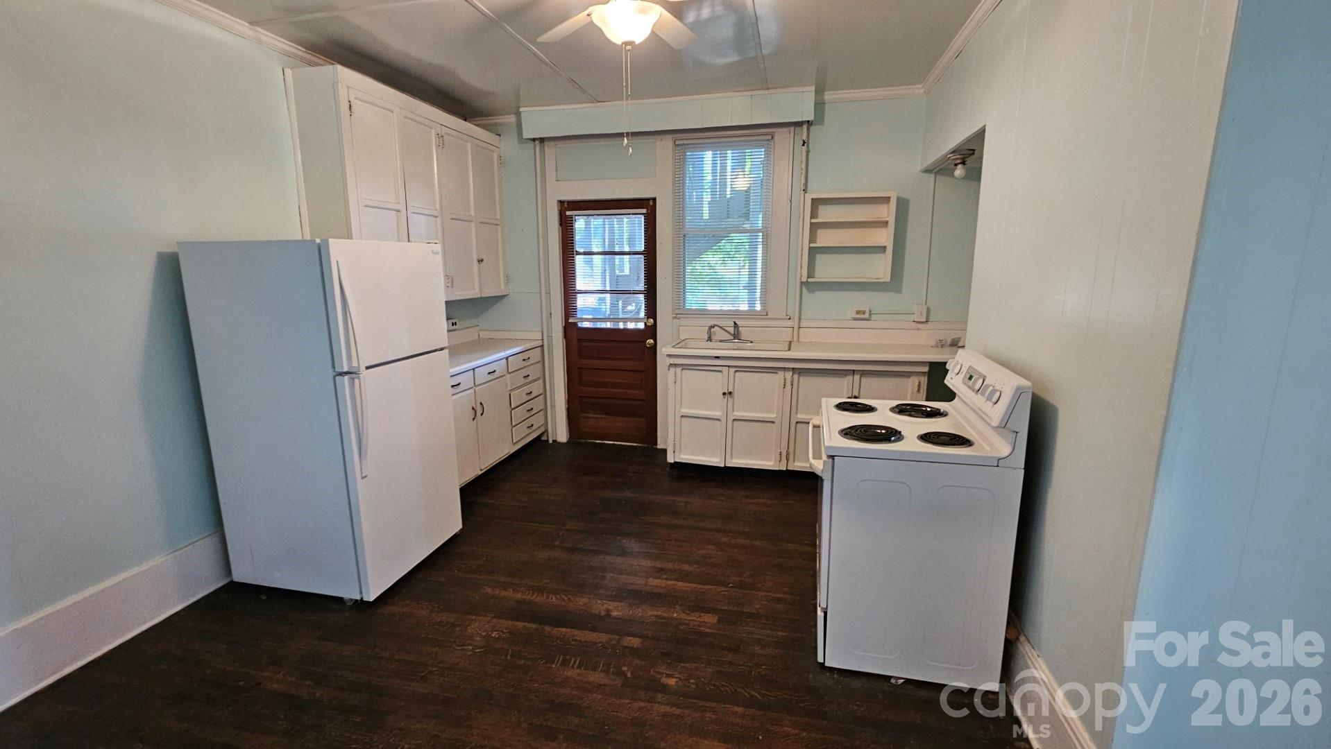 181 Merrimon Avenue Property Photo 32