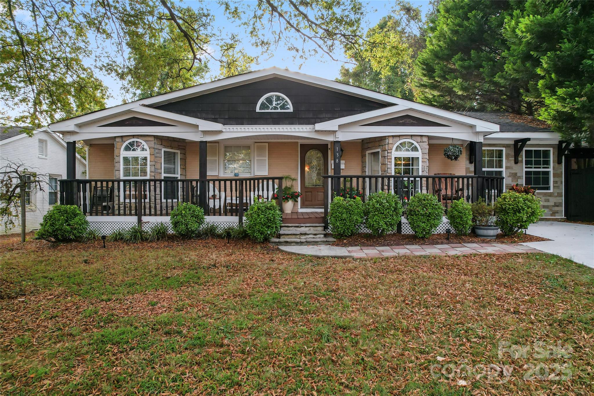 138 Wyanoke Avenue Property Photo 1