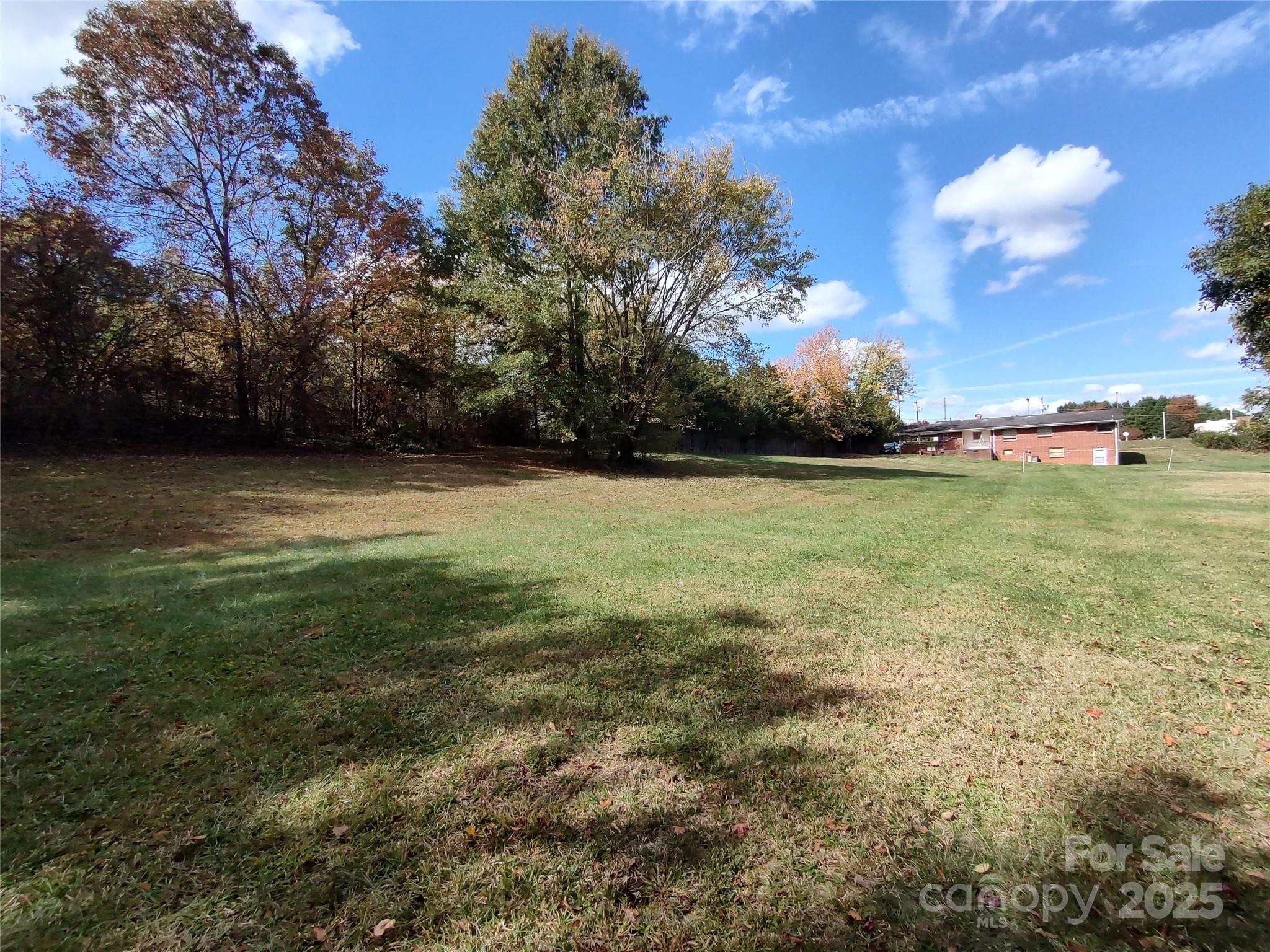 2440 Springs Road Property Photo 8