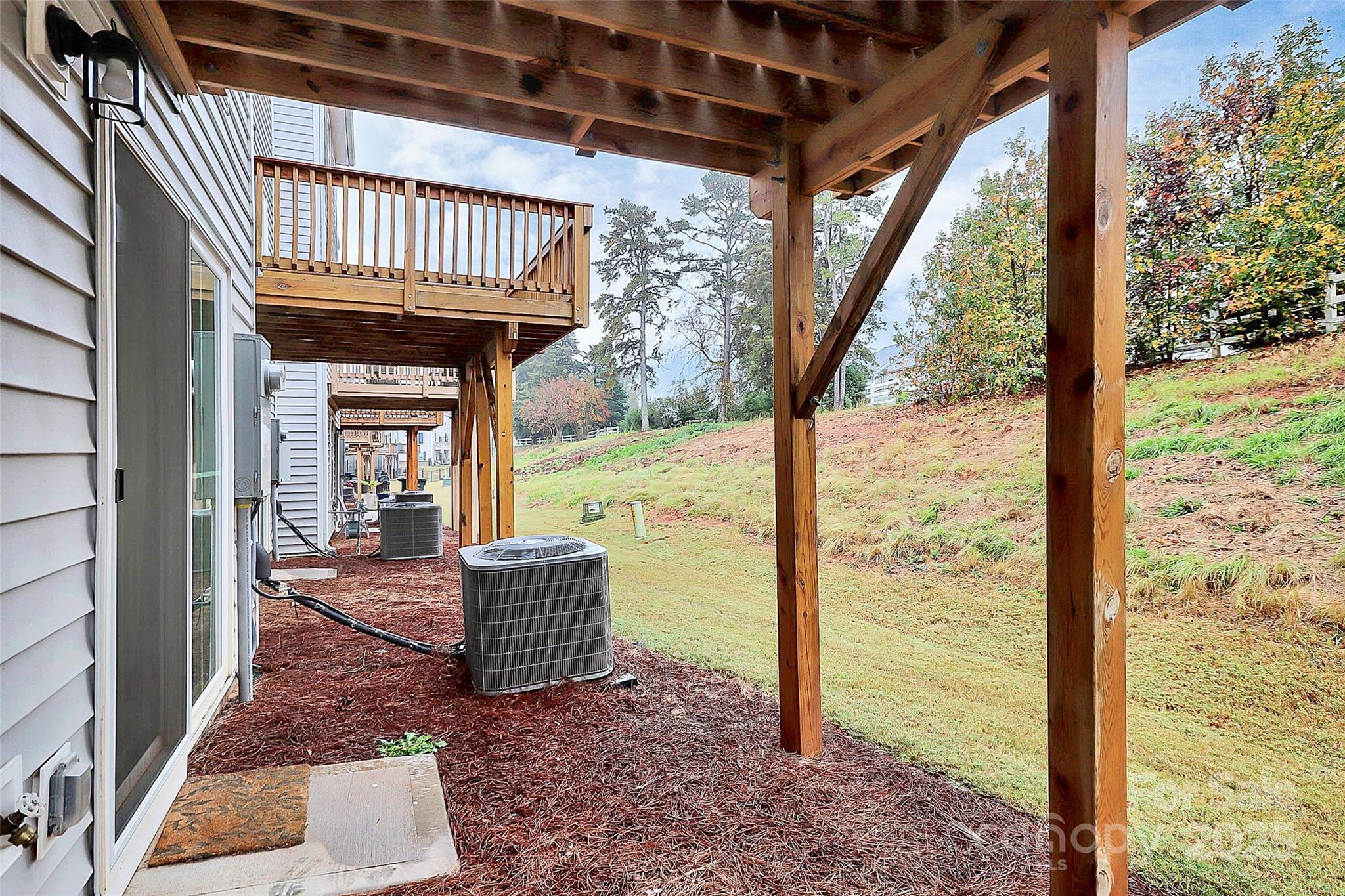 2608 Grantham Place Drive Property Photo 39