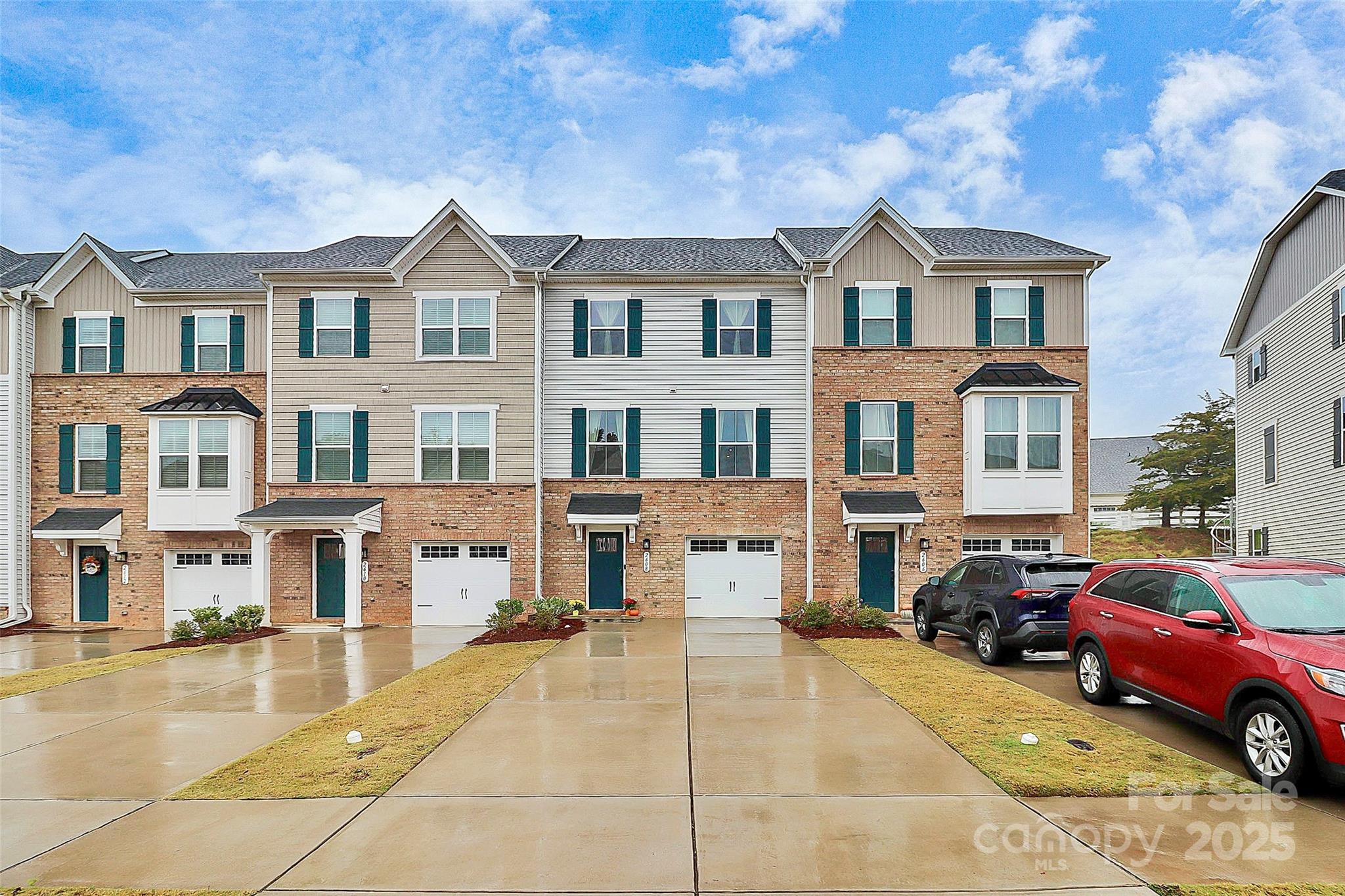 2608 Grantham Place Drive Property Photo 40