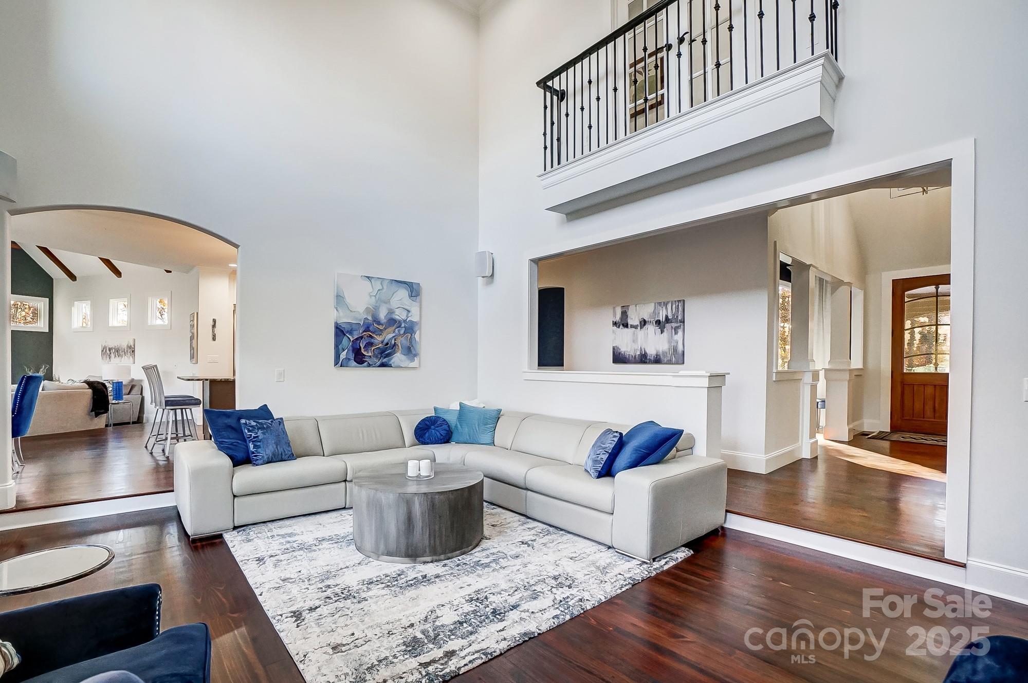 20361 Enclave Oaks Court Property Photo 7