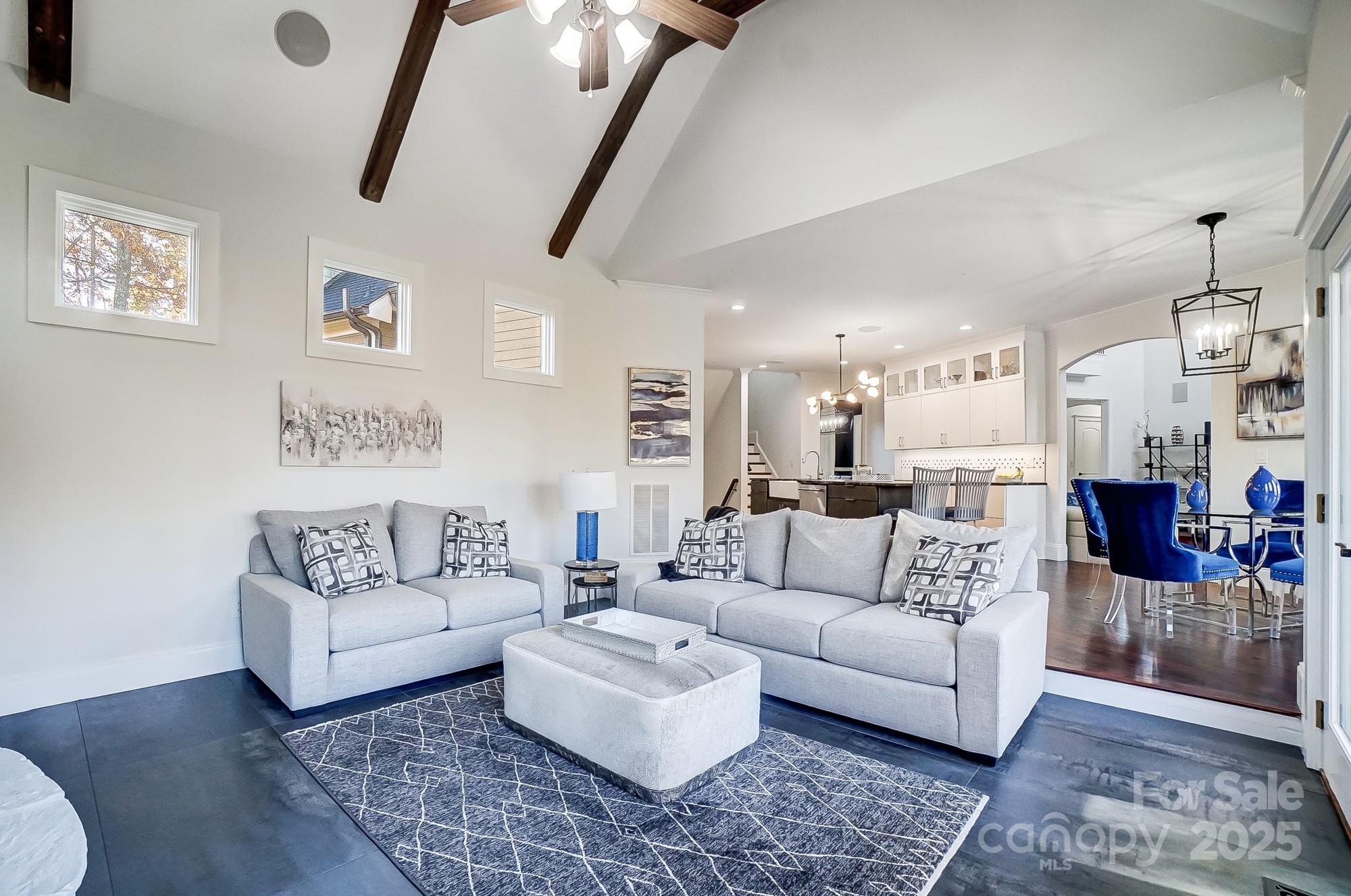 20361 Enclave Oaks Court Property Photo 17