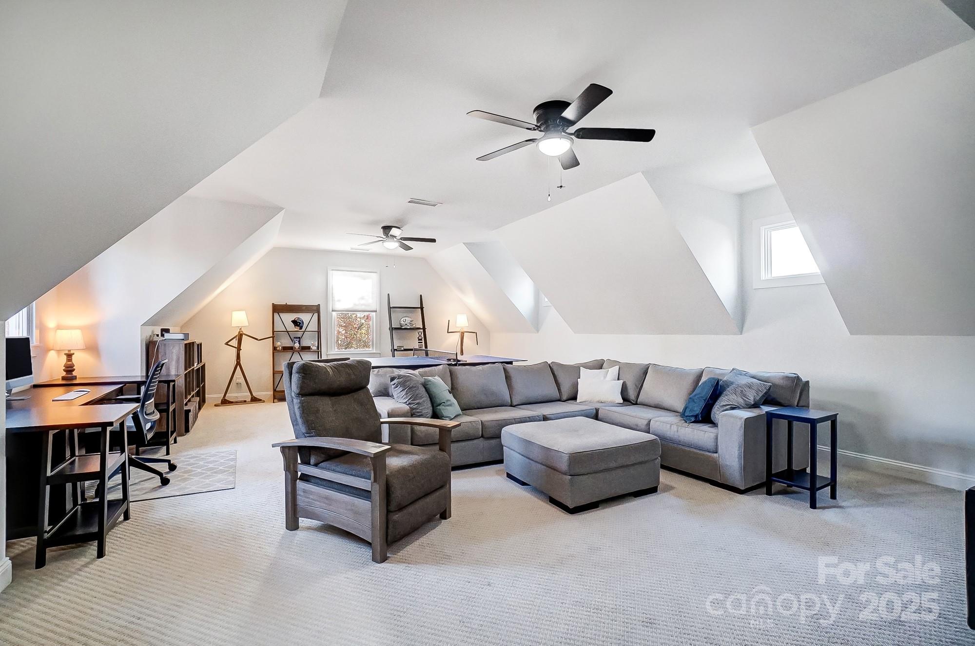 20361 Enclave Oaks Court Property Photo 22