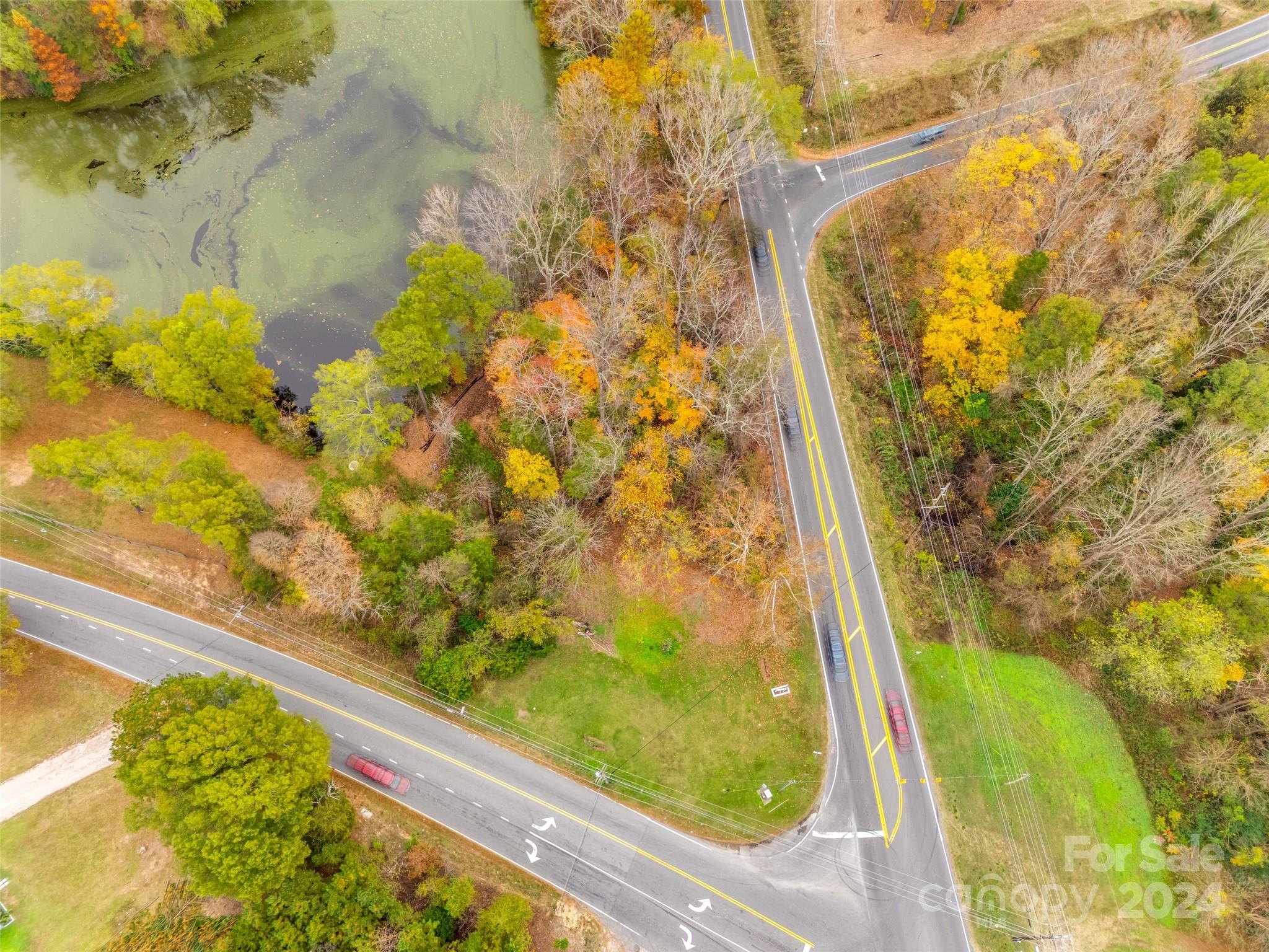 1596 Gold Hill Road Property Photo 2