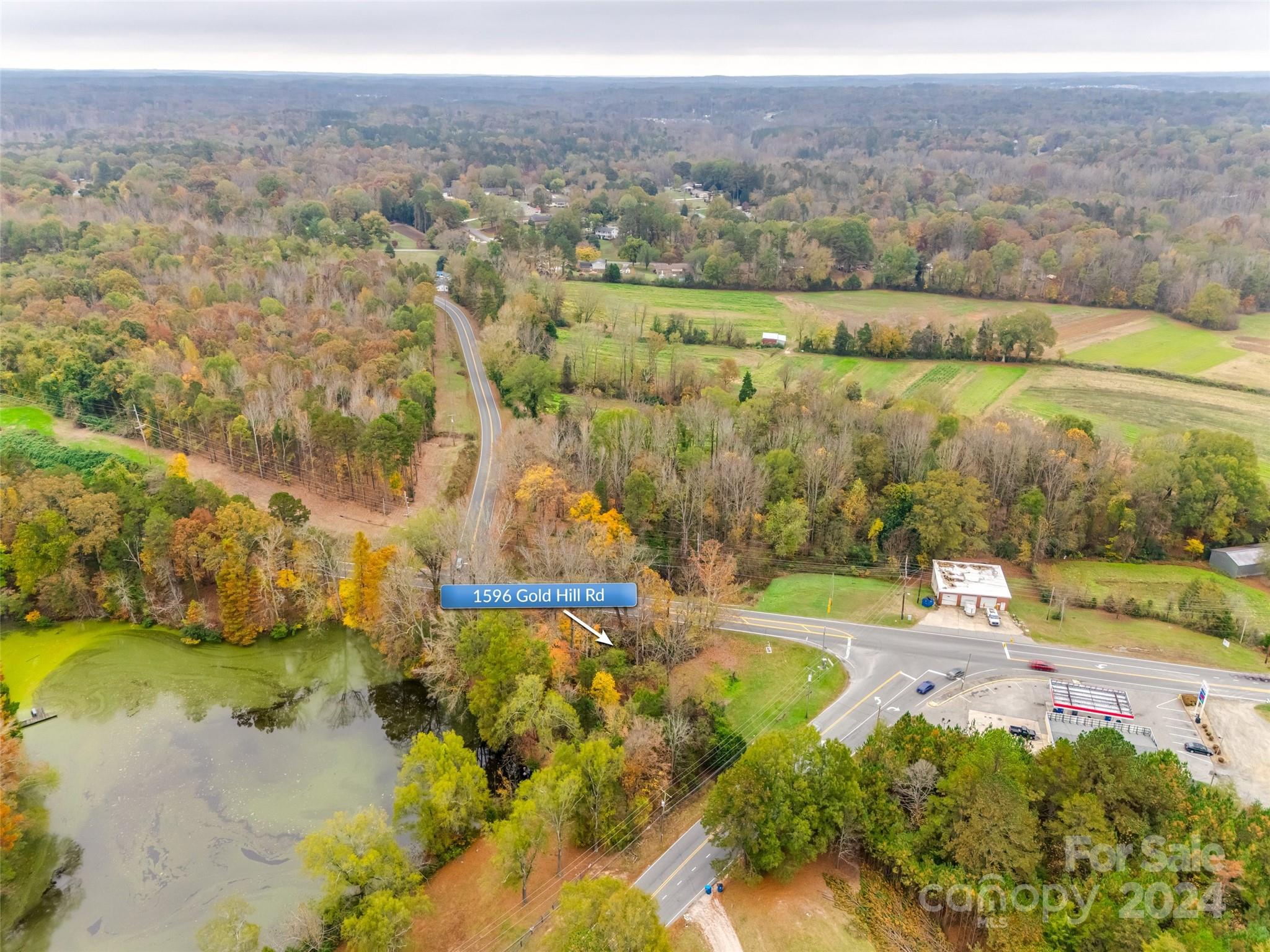 1596 Gold Hill Road Property Photo 3