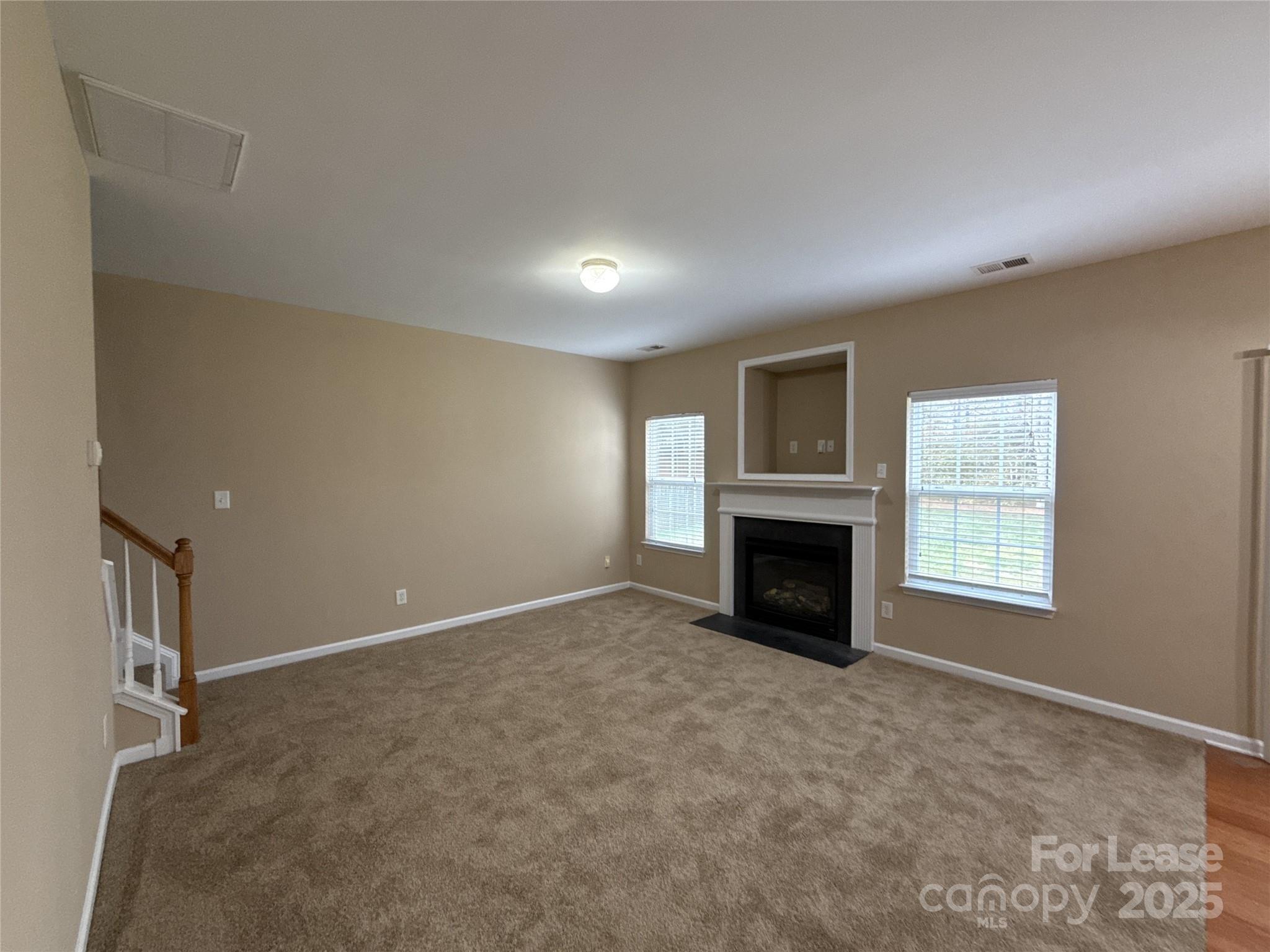 10024 Barrands Lane Property Photo 5
